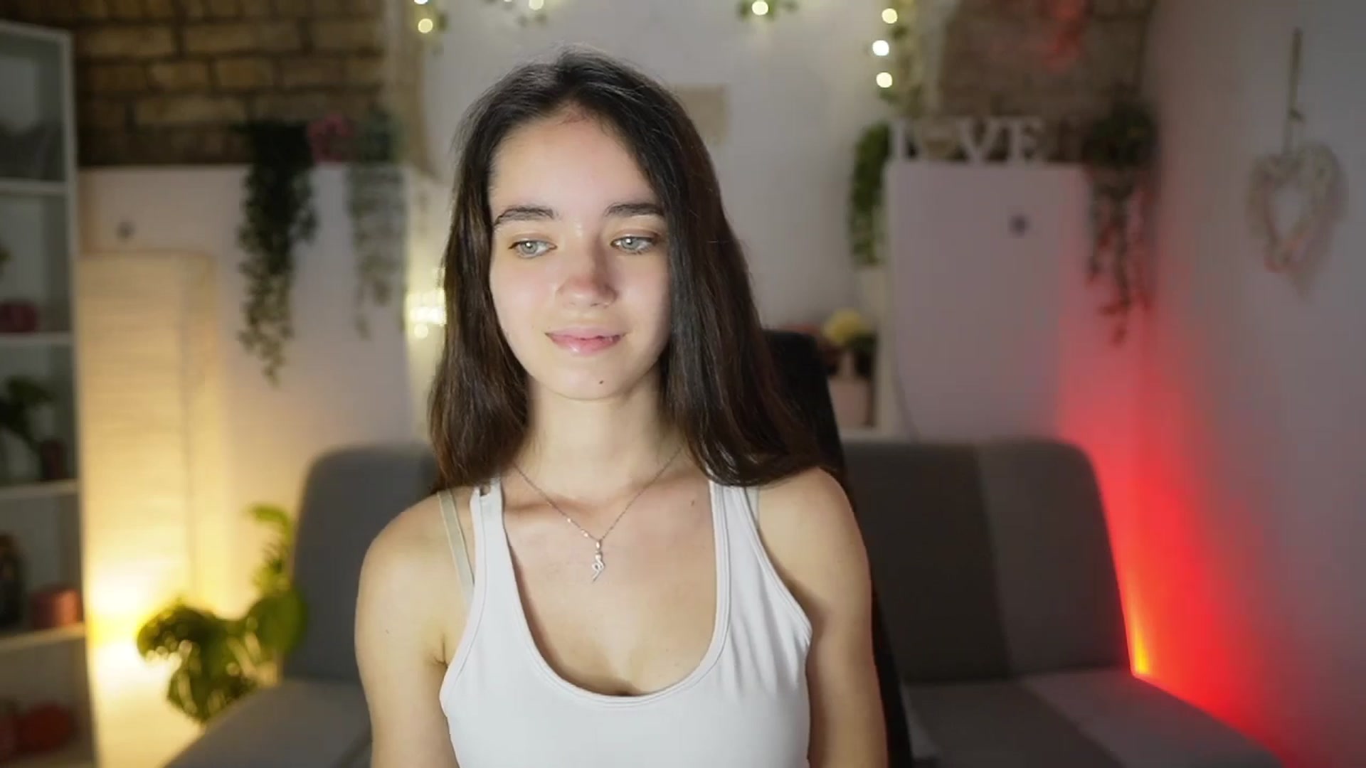 Gallery image thumbnail from Gia_Paige18's myfreecams stream on, 08/13/2025, 12:36 image 19 of 20