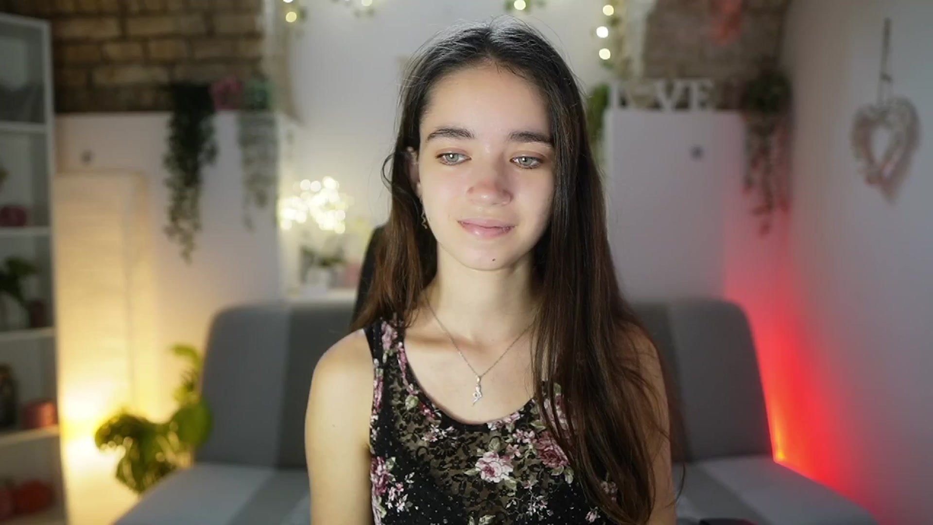 Gallery image thumbnail from Gia_Paige18's myfreecams stream on, 08/15/2025, 07:32 image 6 of 20