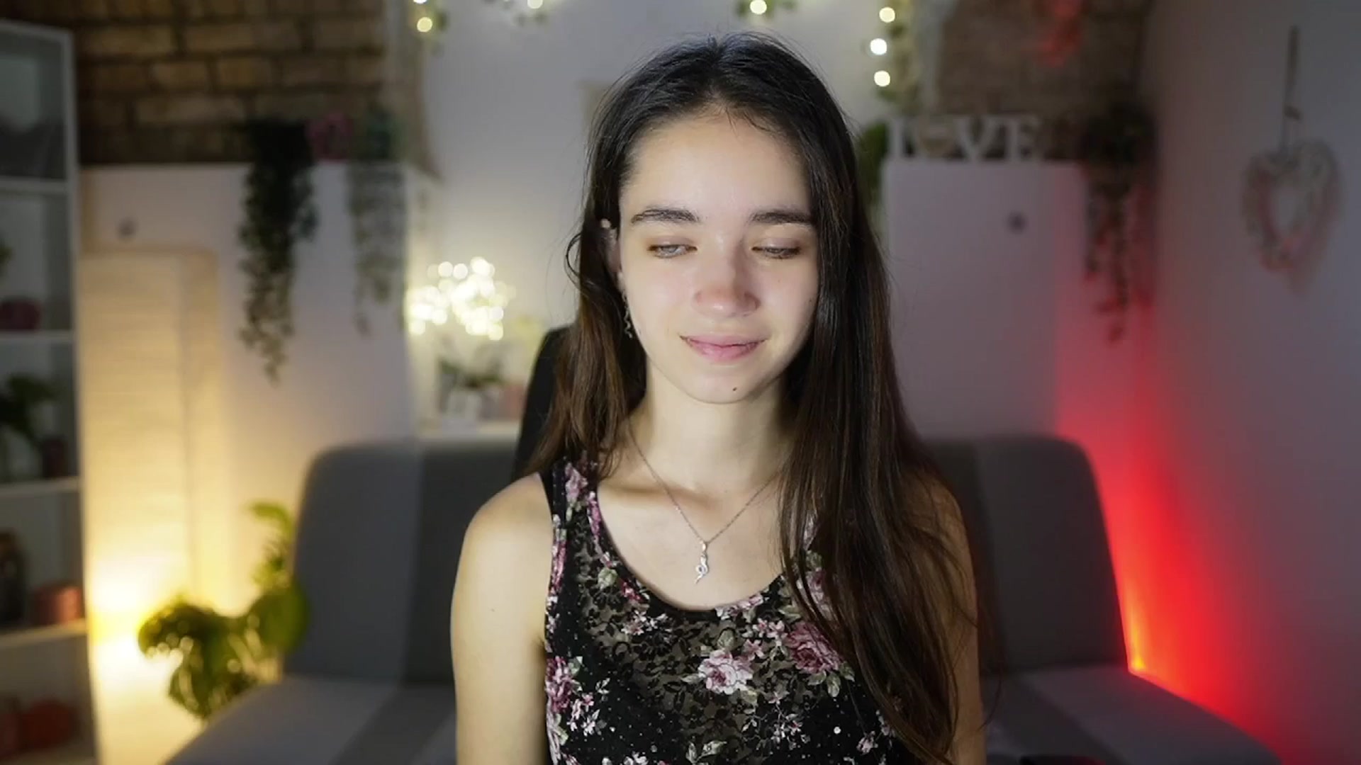 Gallery image thumbnail from Gia_Paige18's myfreecams stream on, 08/15/2025, 07:32 image 3 of 20