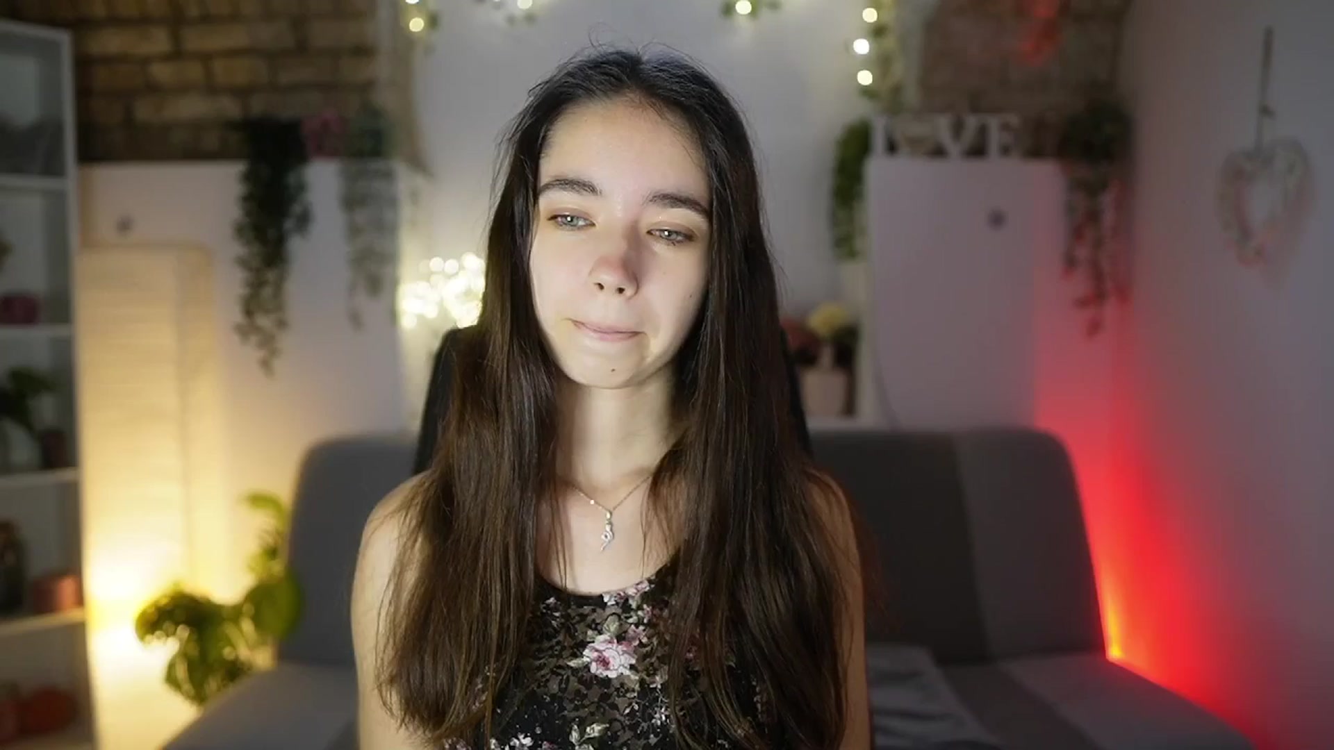 Gallery image thumbnail from Gia_Paige18's myfreecams stream on, 08/15/2025, 10:01 image 9 of 20