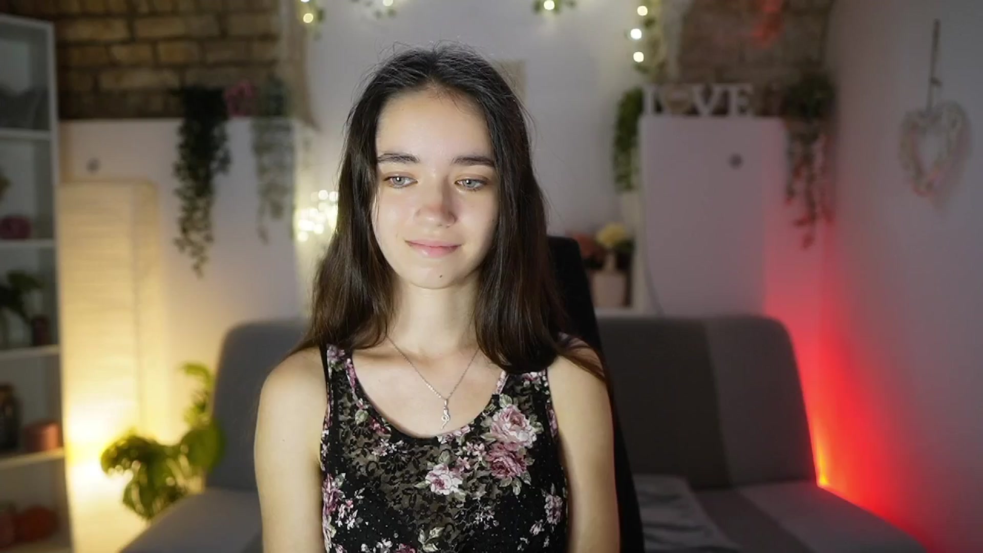 Gallery image thumbnail from Gia_Paige18's myfreecams stream on, 08/15/2025, 11:48 image 7 of 20