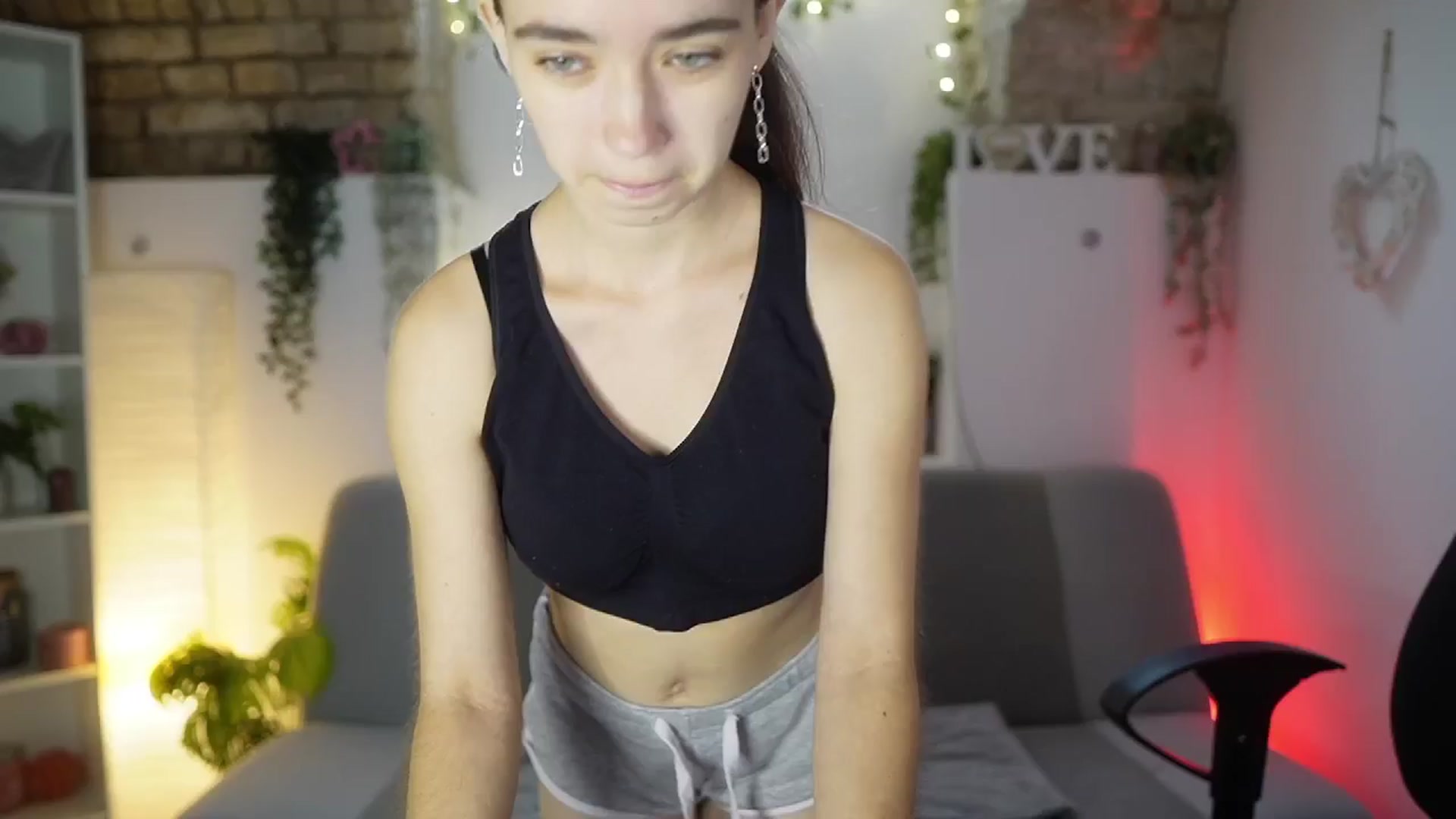 Gallery image thumbnail from Gia_Paige18's myfreecams stream on, 08/17/2025, 10:39 image 4 of 20