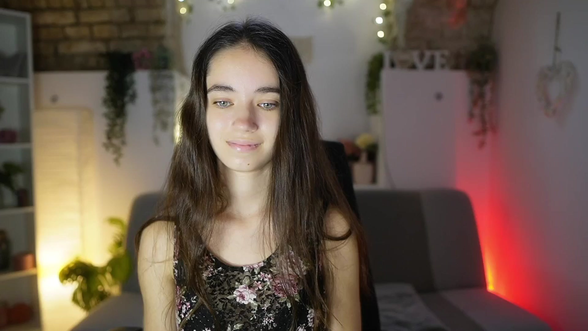 Gallery image thumbnail from Gia_Paige18's myfreecams stream on, 08/18/2025, 12:52 image 7 of 20