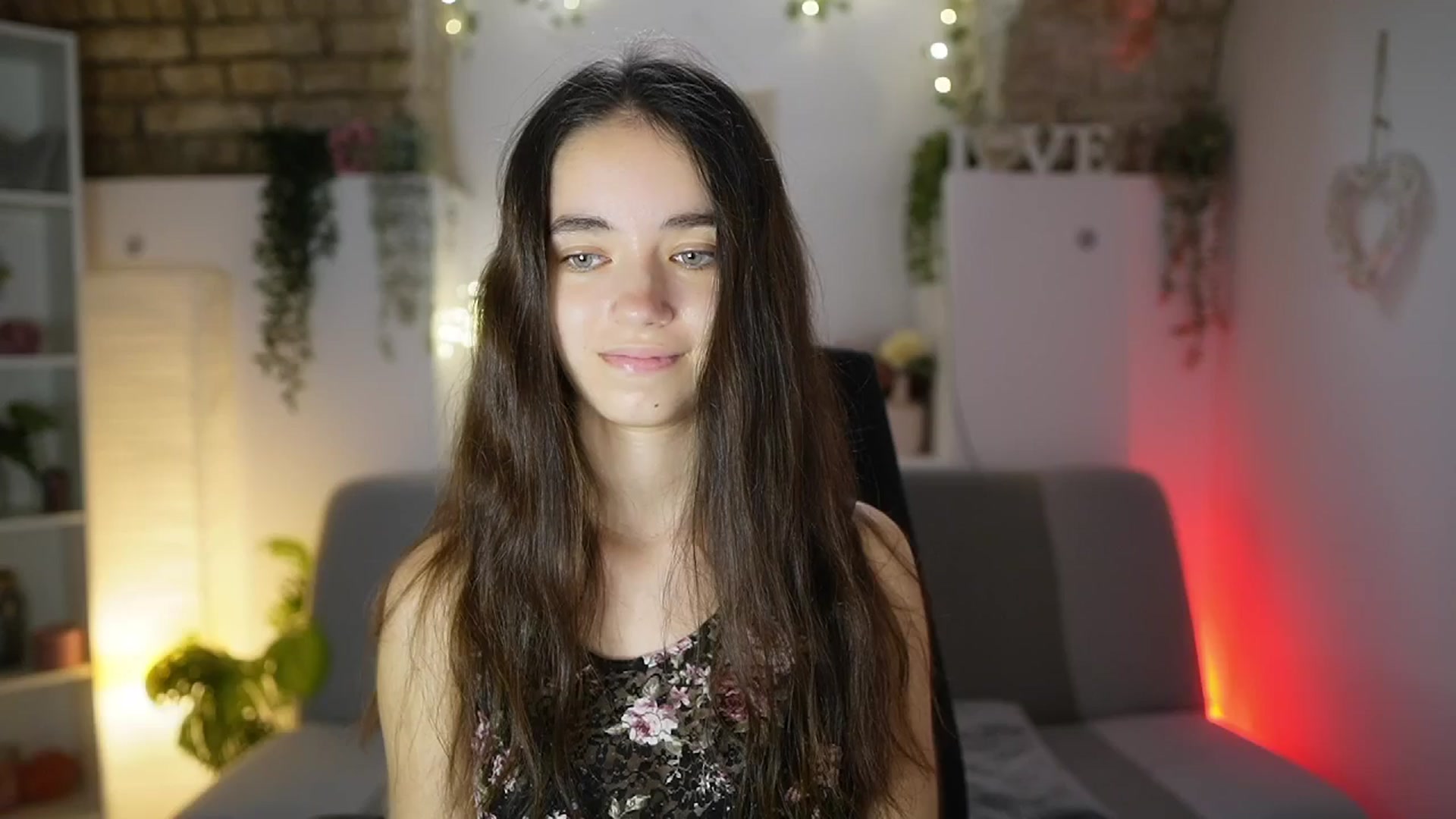 Gallery image thumbnail from Gia_Paige18's myfreecams stream on, 08/18/2025, 12:52 image 15 of 20