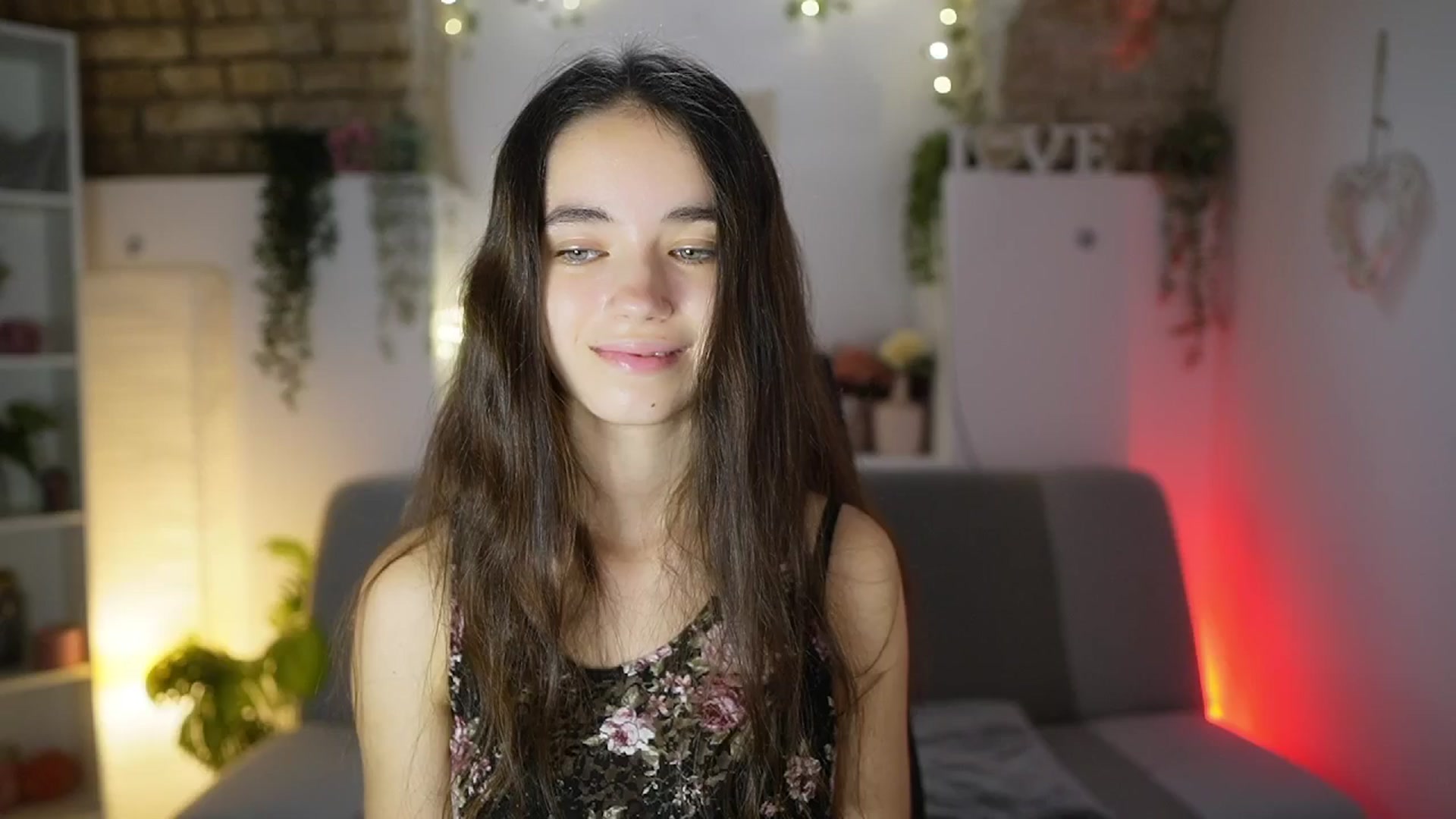 Gallery image thumbnail from Gia_Paige18's myfreecams stream on, 08/18/2025, 12:52 image 12 of 20