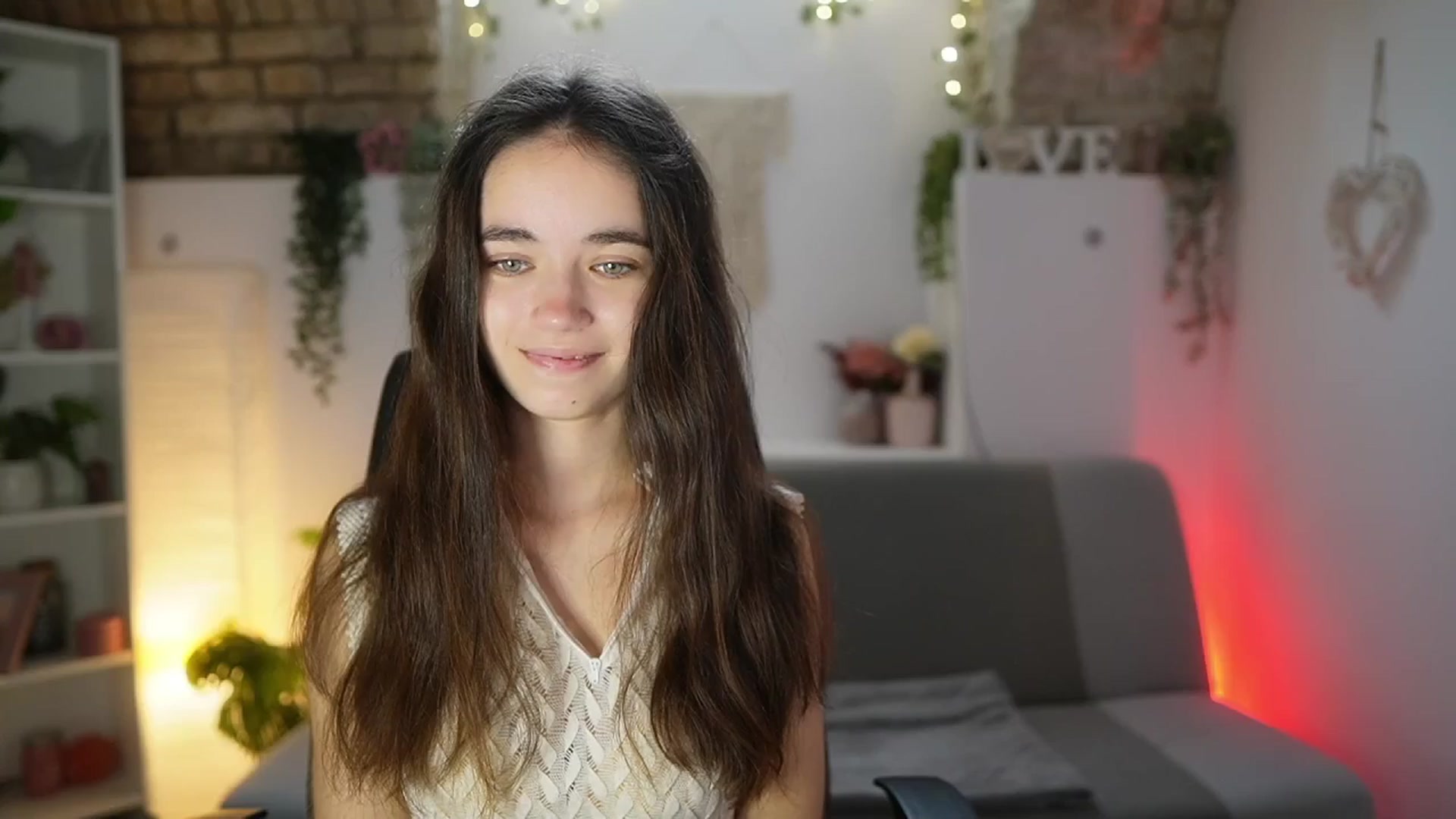 Gallery image thumbnail from Gia_Paige18's myfreecams stream on, 08/20/2025, 08:49 image 3 of 20