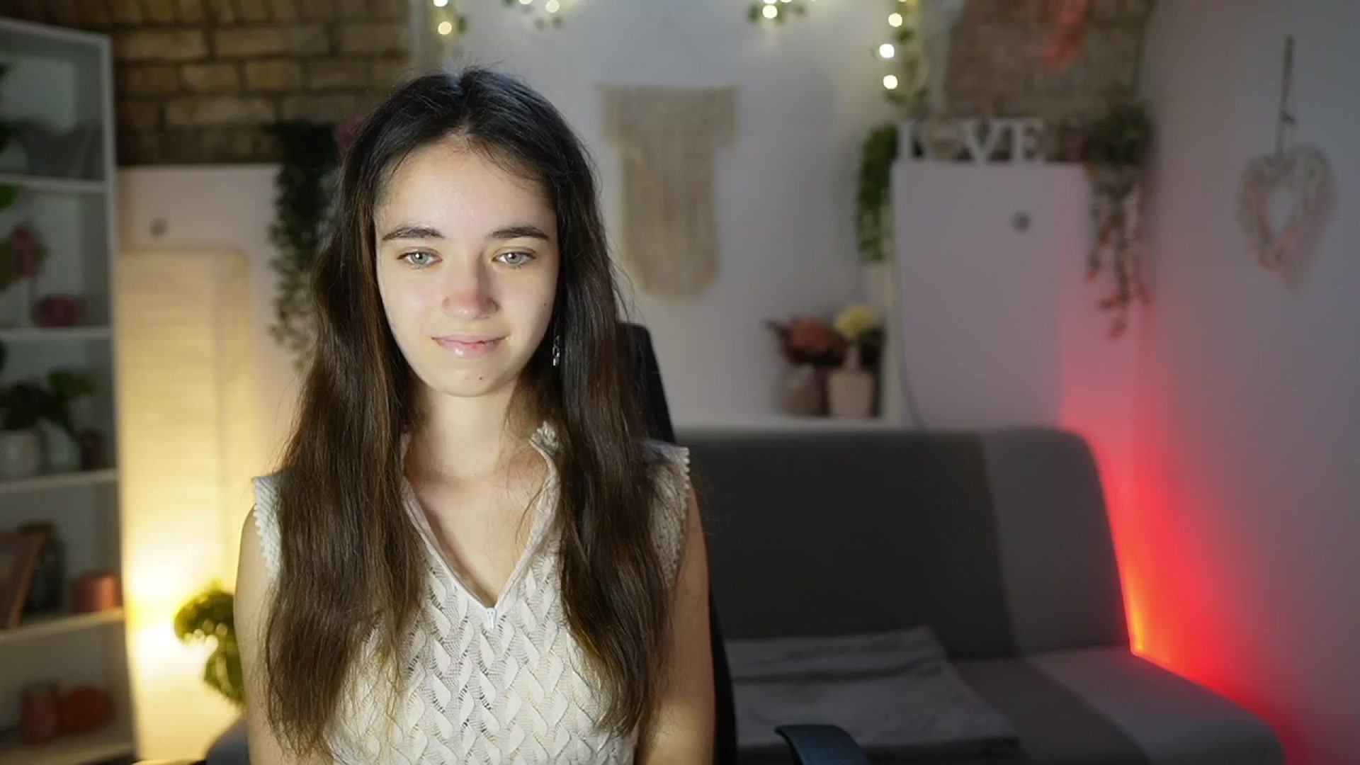 Gallery image thumbnail from Gia_Paige18's myfreecams stream on, 08/20/2025, 08:49 image 19 of 20