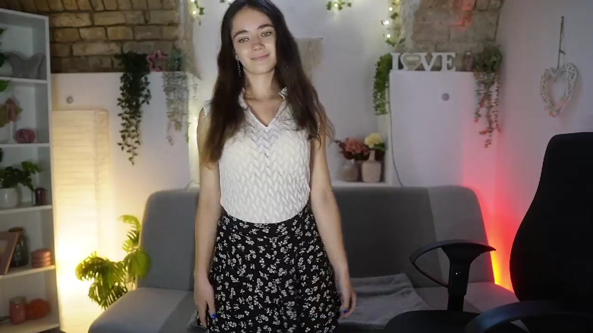 Gallery image thumbnail from Gia_Paige18's myfreecams stream on, 08/20/2025, 09:54 image 2 of 20