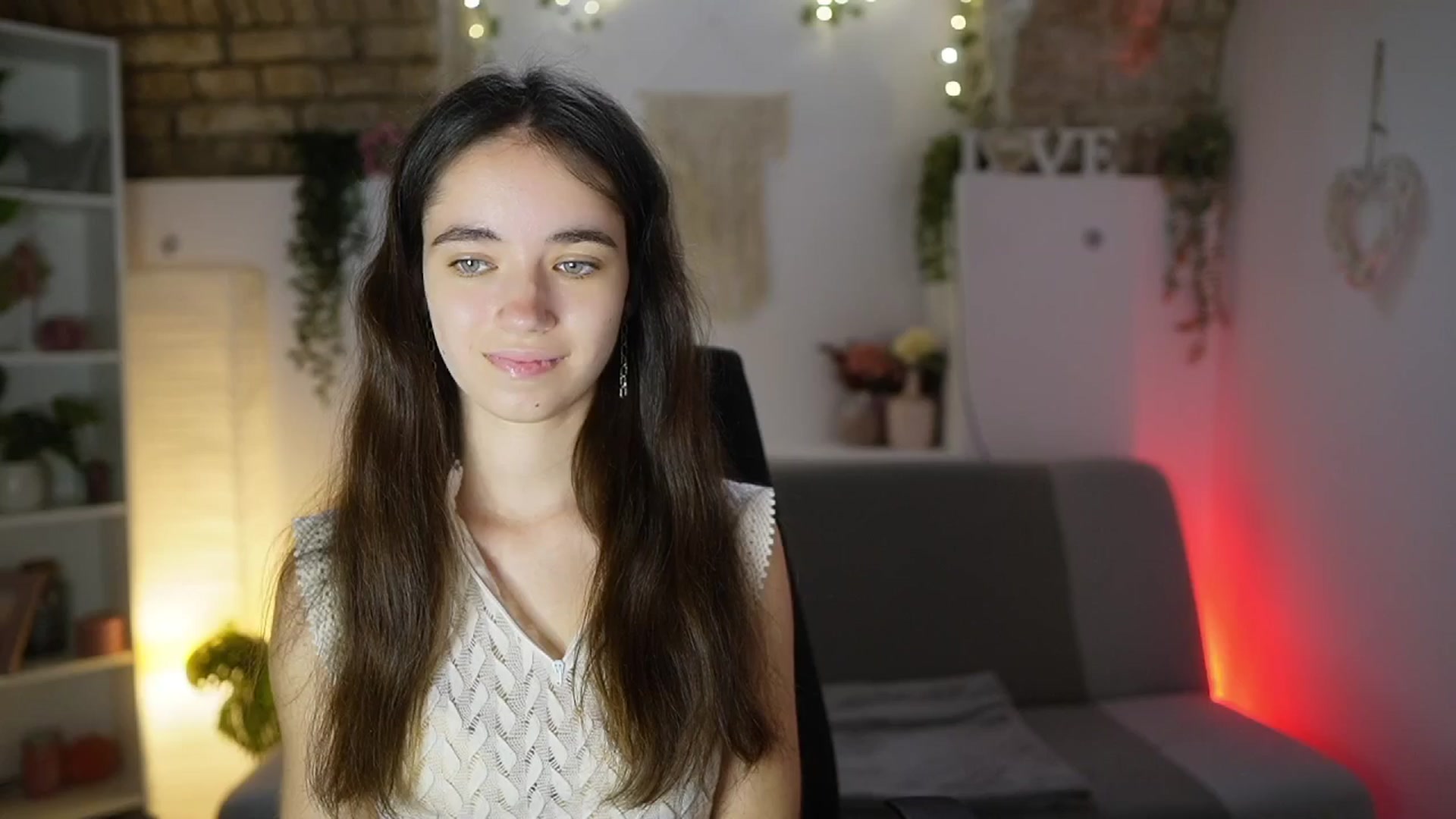 Gallery image thumbnail from Gia_Paige18's myfreecams stream on, 08/20/2025, 11:58 image 10 of 20