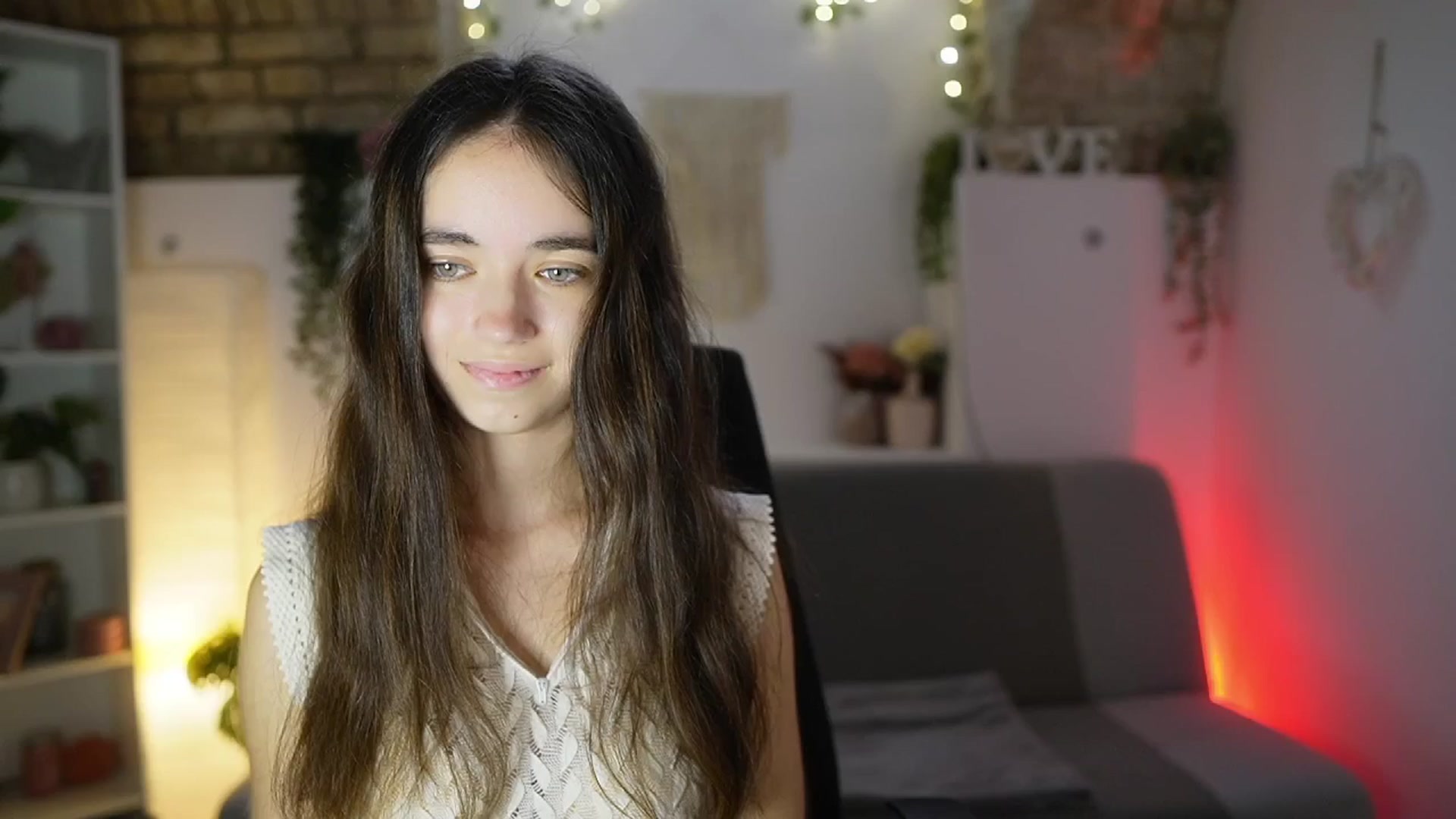 Gallery image thumbnail from Gia_Paige18's myfreecams stream on, 08/20/2025, 11:58 image 4 of 20