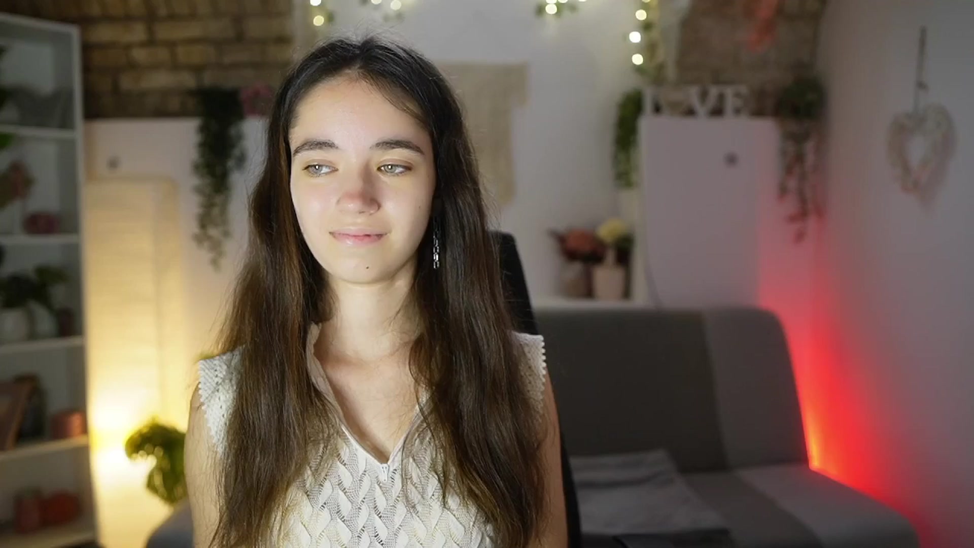 Gallery image thumbnail from Gia_Paige18's myfreecams stream on, 08/20/2025, 11:58 image 19 of 20