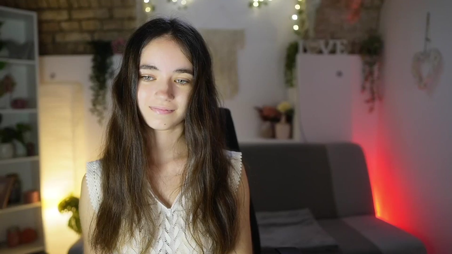 Gallery image thumbnail from Gia_Paige18's myfreecams stream on, 08/20/2025, 11:58 image 2 of 20
