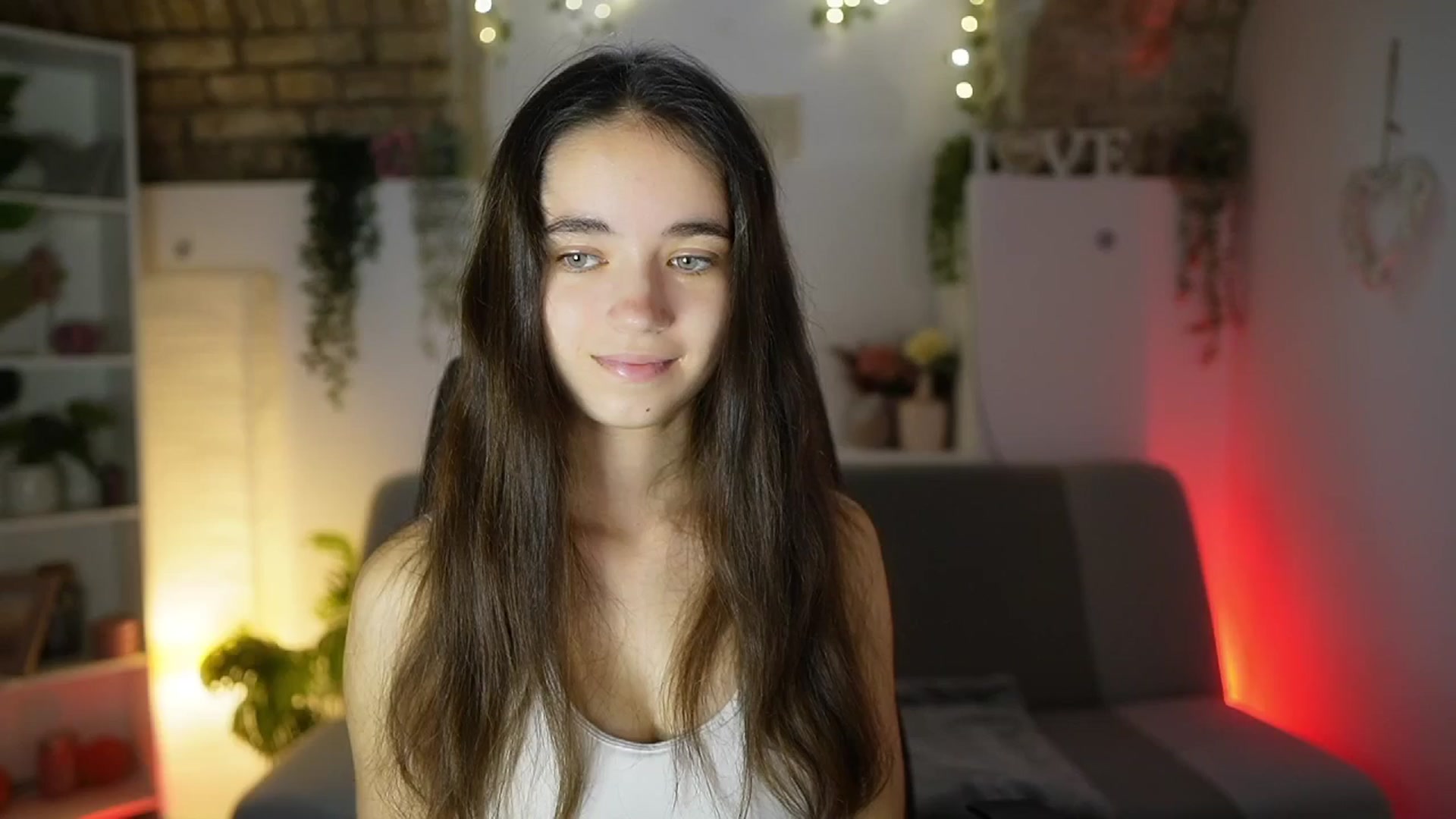 Gallery image thumbnail from Gia_Paige18's myfreecams stream on, 08/21/2025, 08:44 image 11 of 20