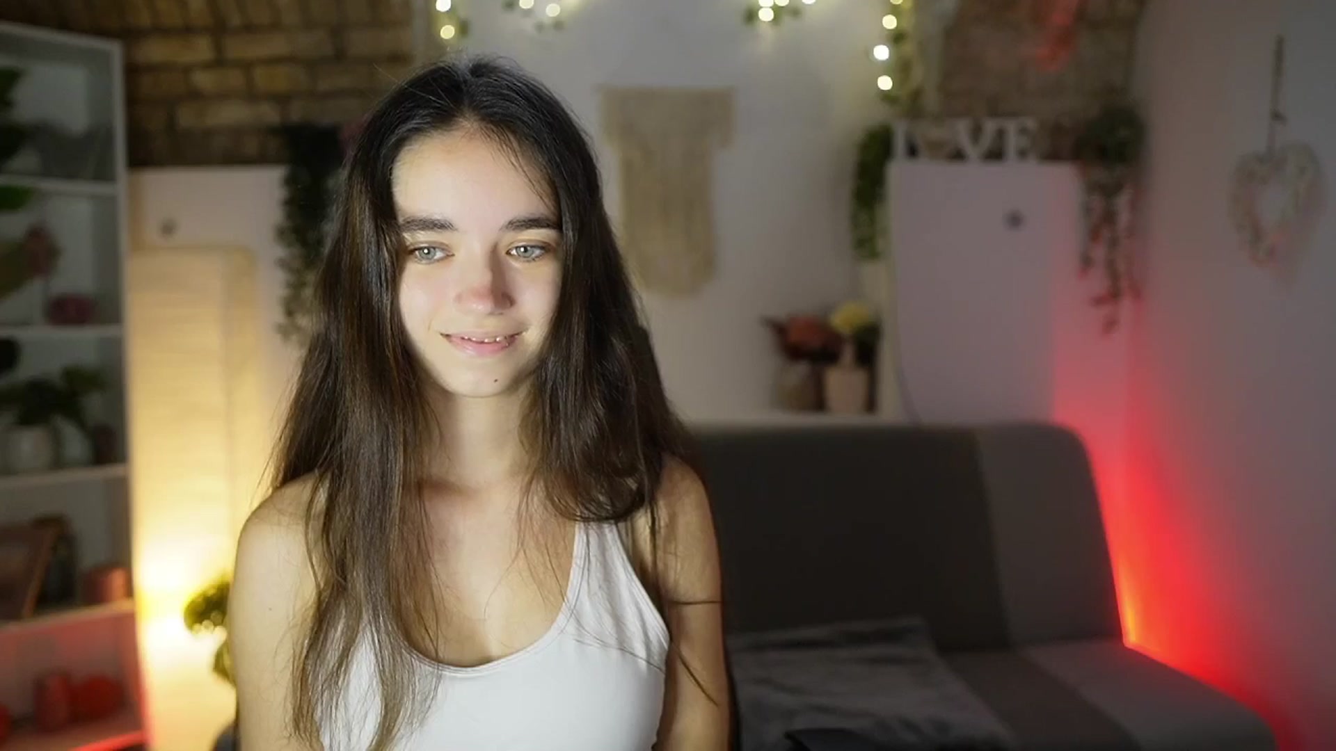 Gallery image thumbnail from Gia_Paige18's myfreecams stream on, 08/21/2025, 09:51 image 18 of 20