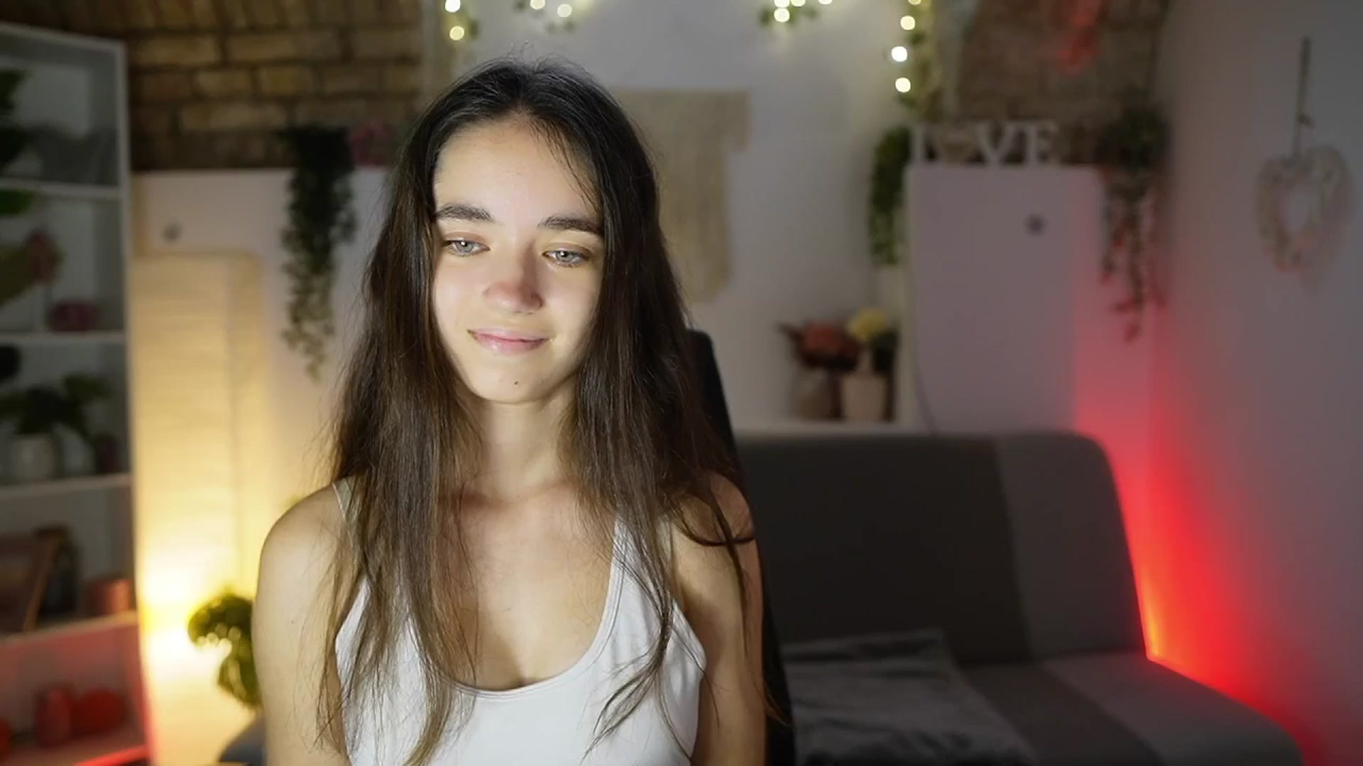 Gallery image thumbnail from Gia_Paige18's myfreecams stream on, 08/21/2025, 11:33 image 7 of 20