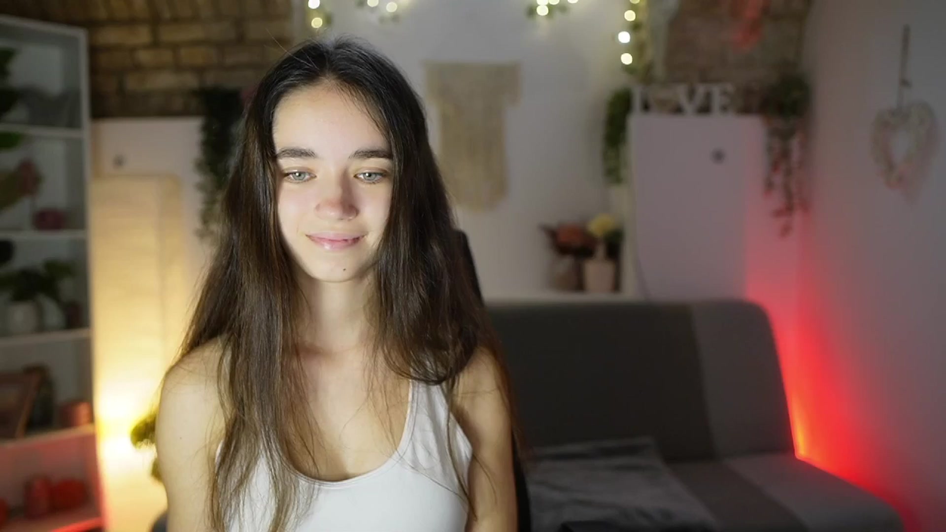 Gallery image thumbnail from Gia_Paige18's myfreecams stream on, 08/21/2025, 11:33 image 3 of 20