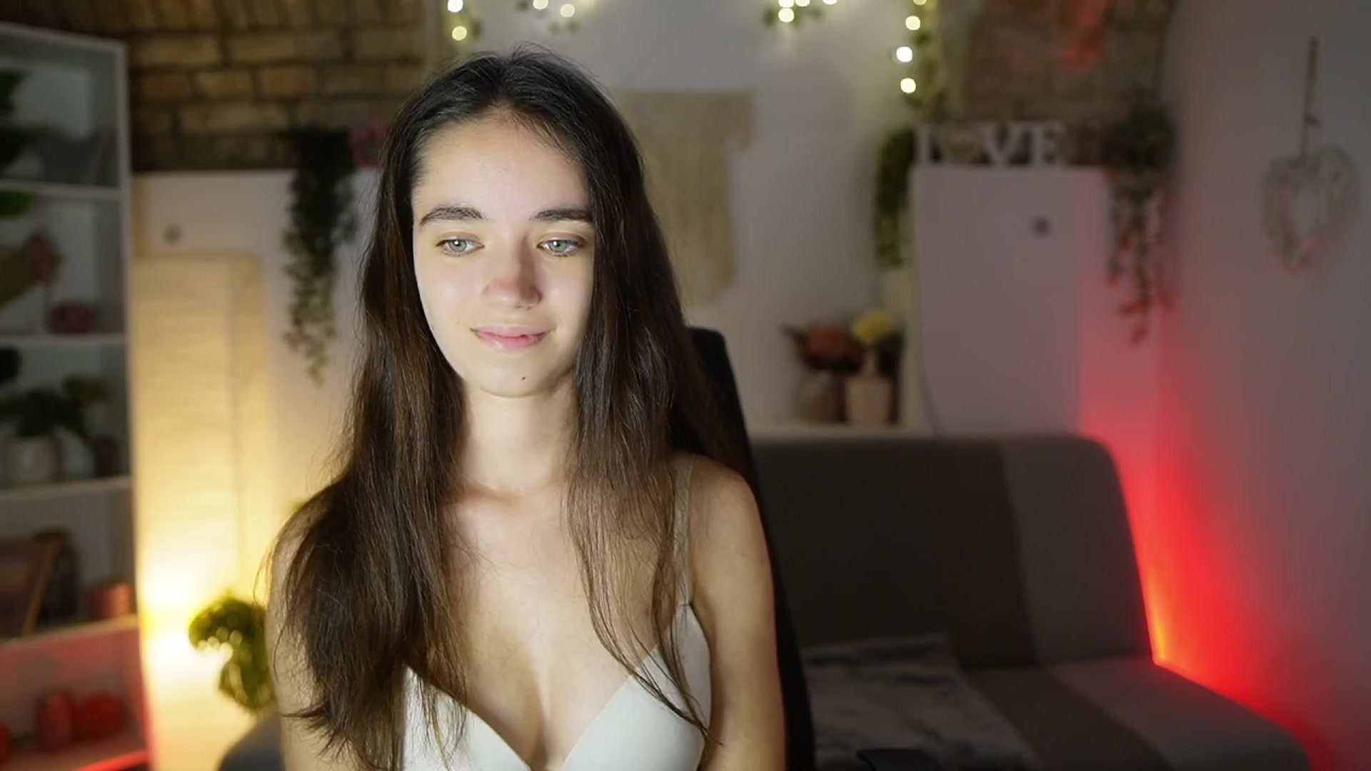 Gallery image thumbnail from Gia_Paige18's myfreecams stream on, 08/21/2025, 12:51 image 12 of 20