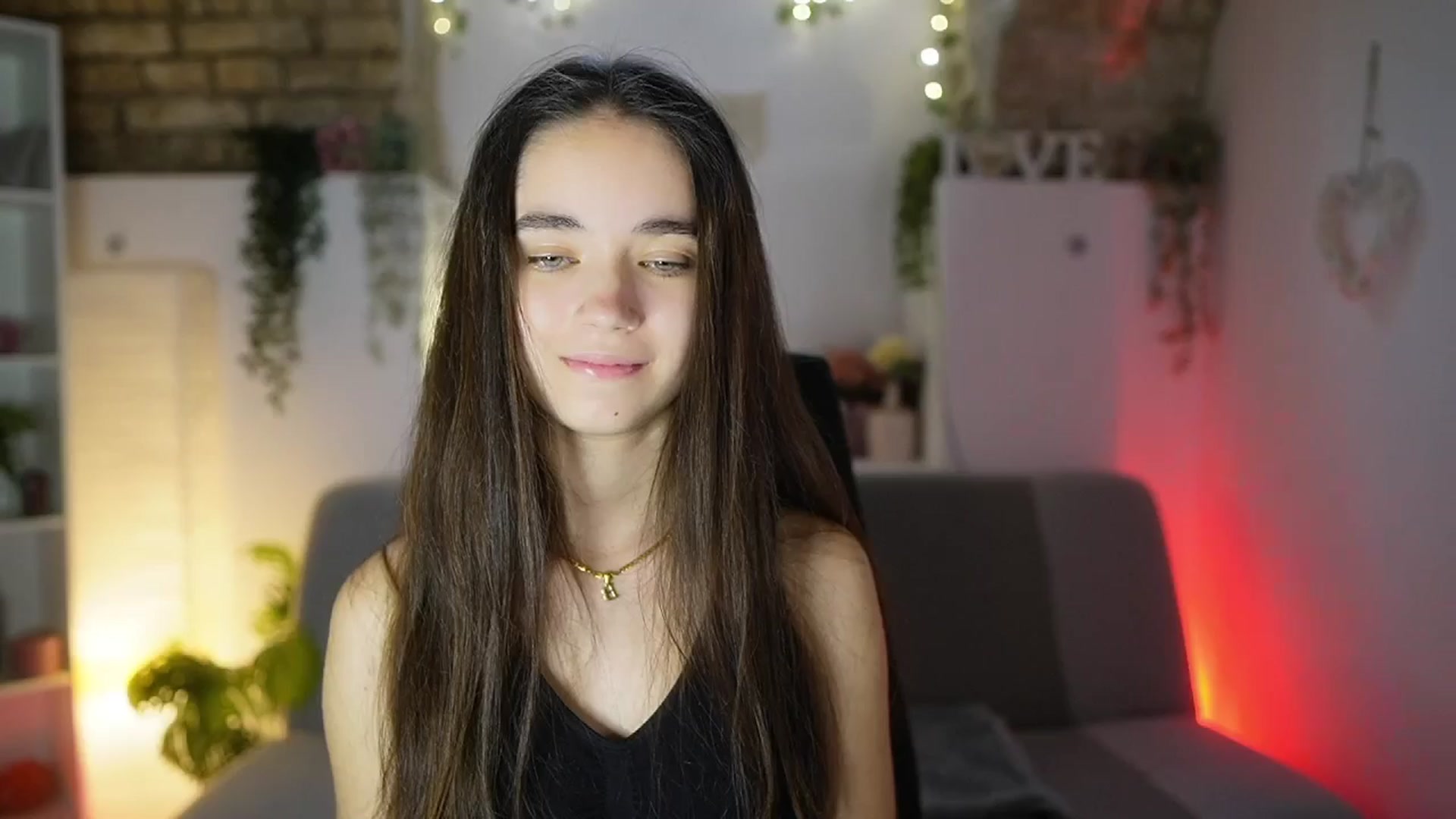 Gallery image thumbnail from Gia_Paige18's myfreecams stream on, 08/25/2025, 13:05 image 16 of 20