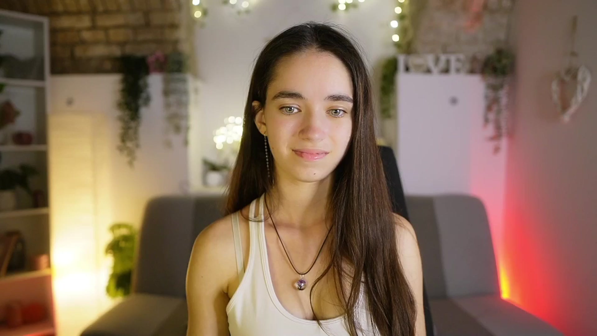 Gallery image thumbnail from Gia_Paige18's myfreecams stream on, 08/26/2025, 18:34 image 5 of 20