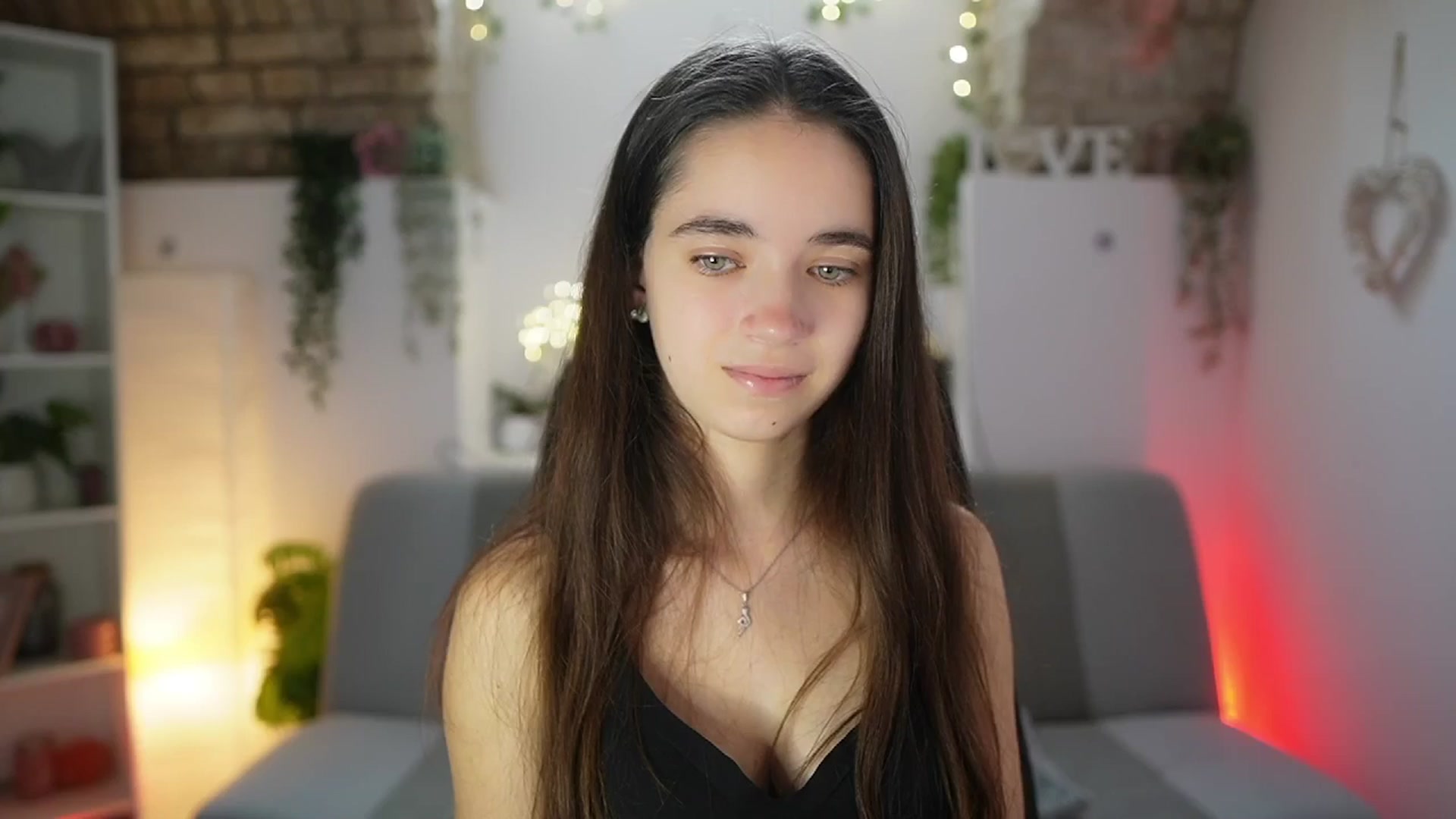 Gallery image thumbnail from Gia_Paige18's myfreecams stream on, 08/27/2025, 08:22 image 3 of 20
