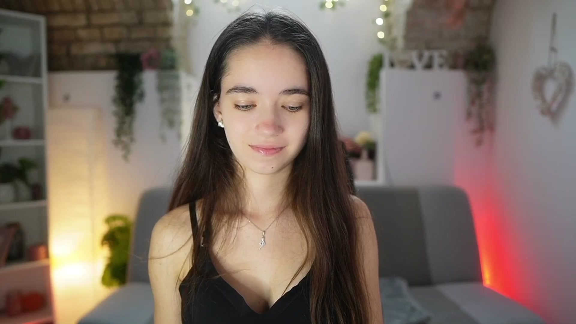 Gallery image thumbnail from Gia_Paige18's myfreecams stream on, 08/27/2025, 08:22 image 4 of 20