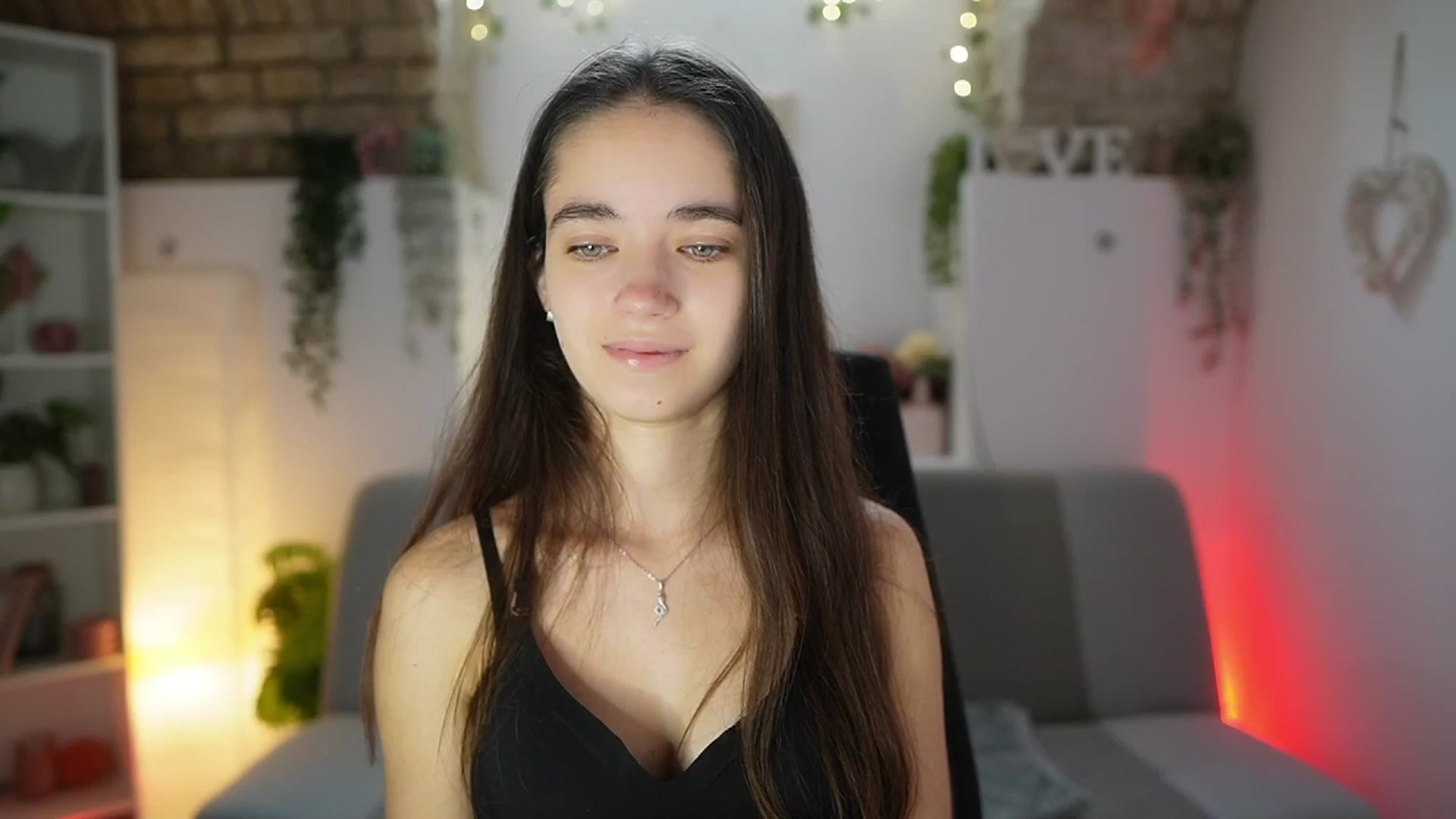 Gallery image thumbnail from Gia_Paige18's myfreecams stream on, 08/27/2025, 08:22 image 7 of 20