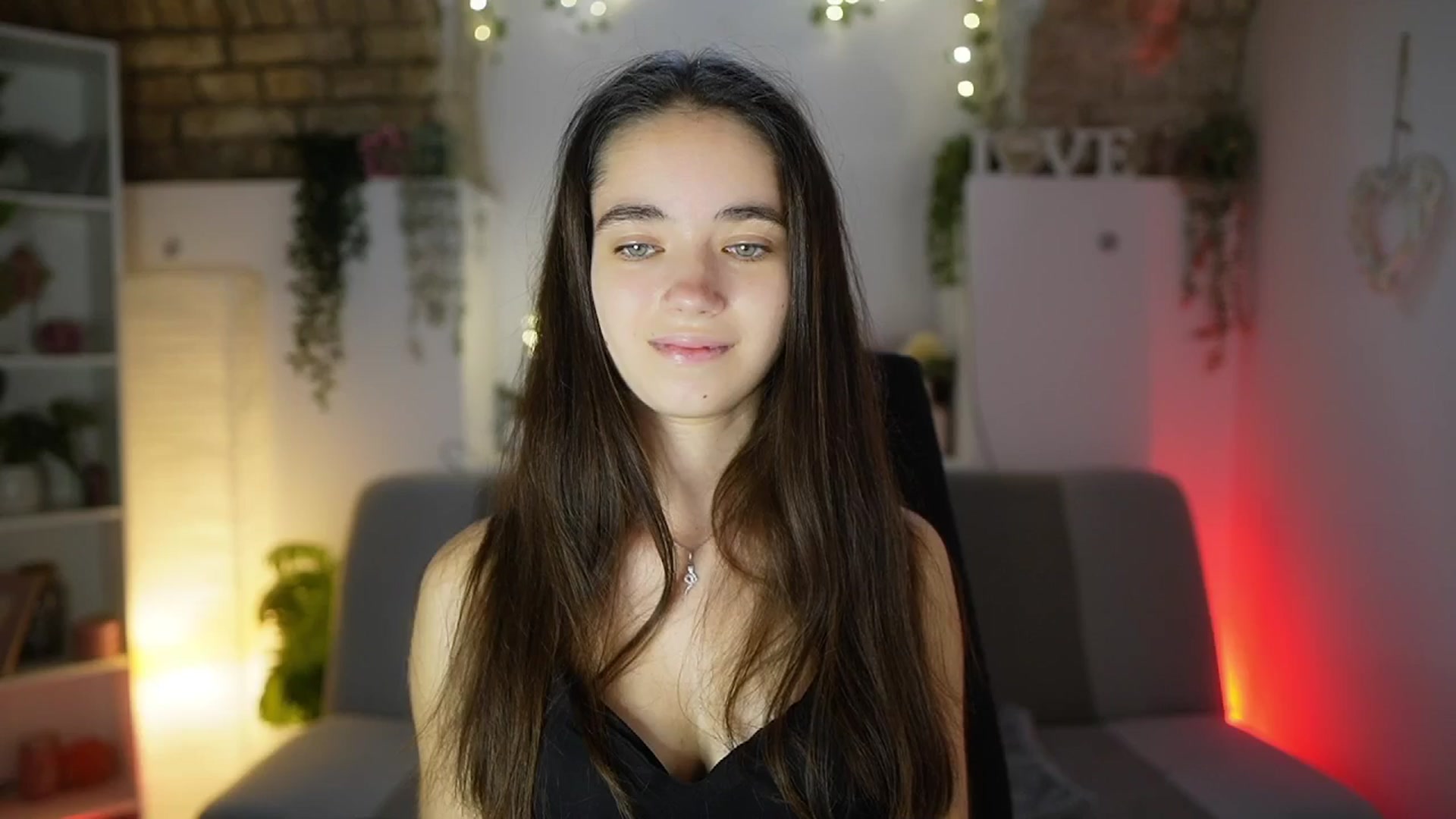 Gallery image thumbnail from Gia_Paige18's myfreecams stream on, 08/27/2025, 11:27 image 4 of 20