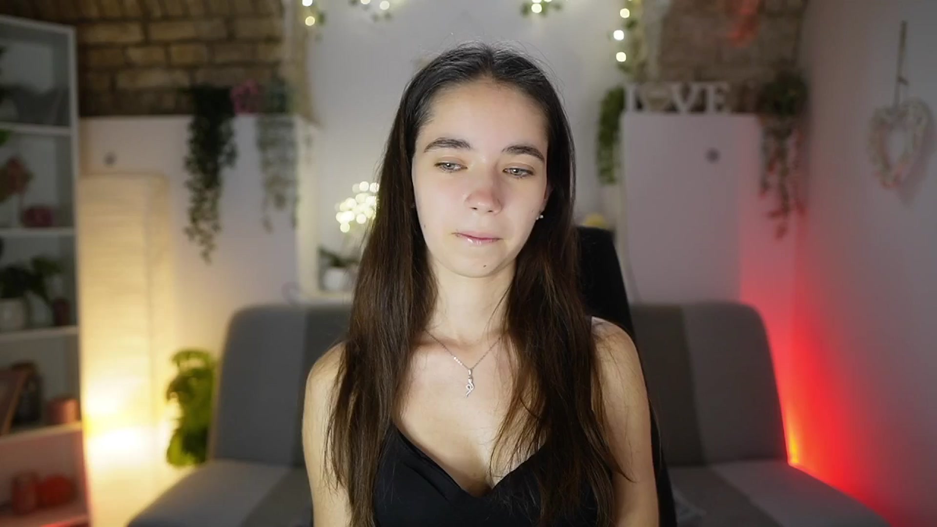 Gallery image thumbnail from Gia_Paige18's myfreecams stream on, 08/27/2025, 12:00 image 3 of 20