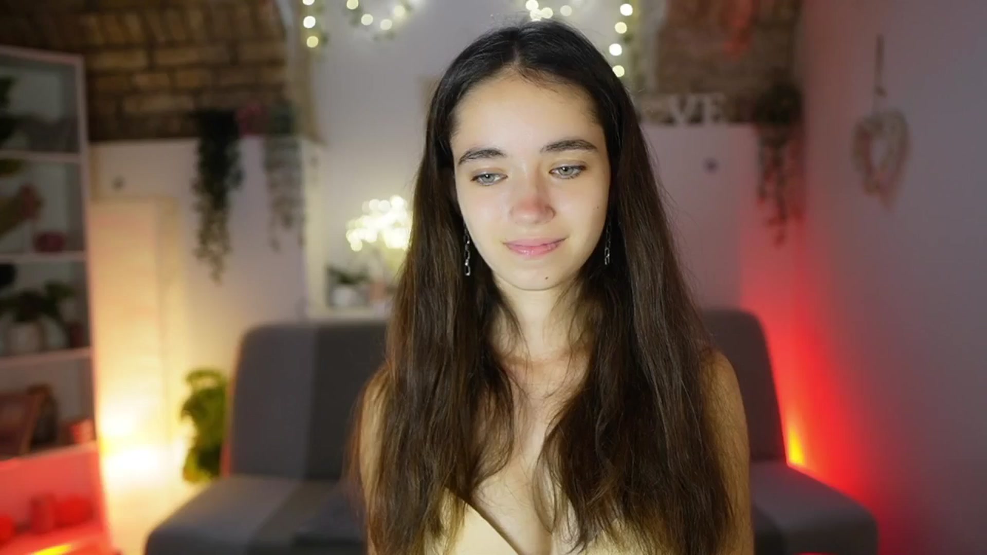 Gallery image thumbnail from Gia_Paige18's myfreecams stream on, 08/30/2025, 10:13 image 15 of 20