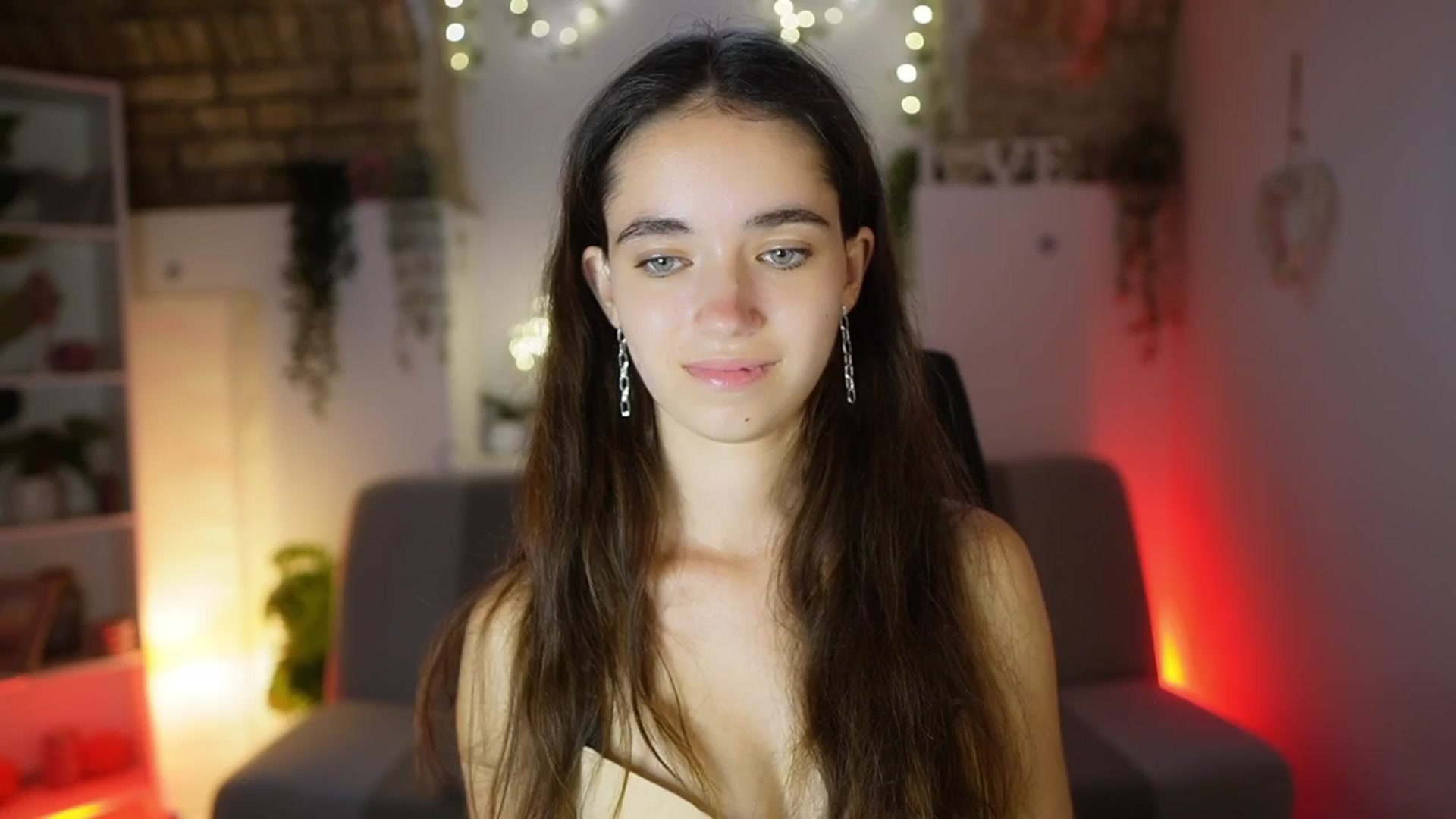 Gallery image thumbnail from Gia_Paige18's myfreecams stream on, 08/30/2025, 14:11 image 16 of 20