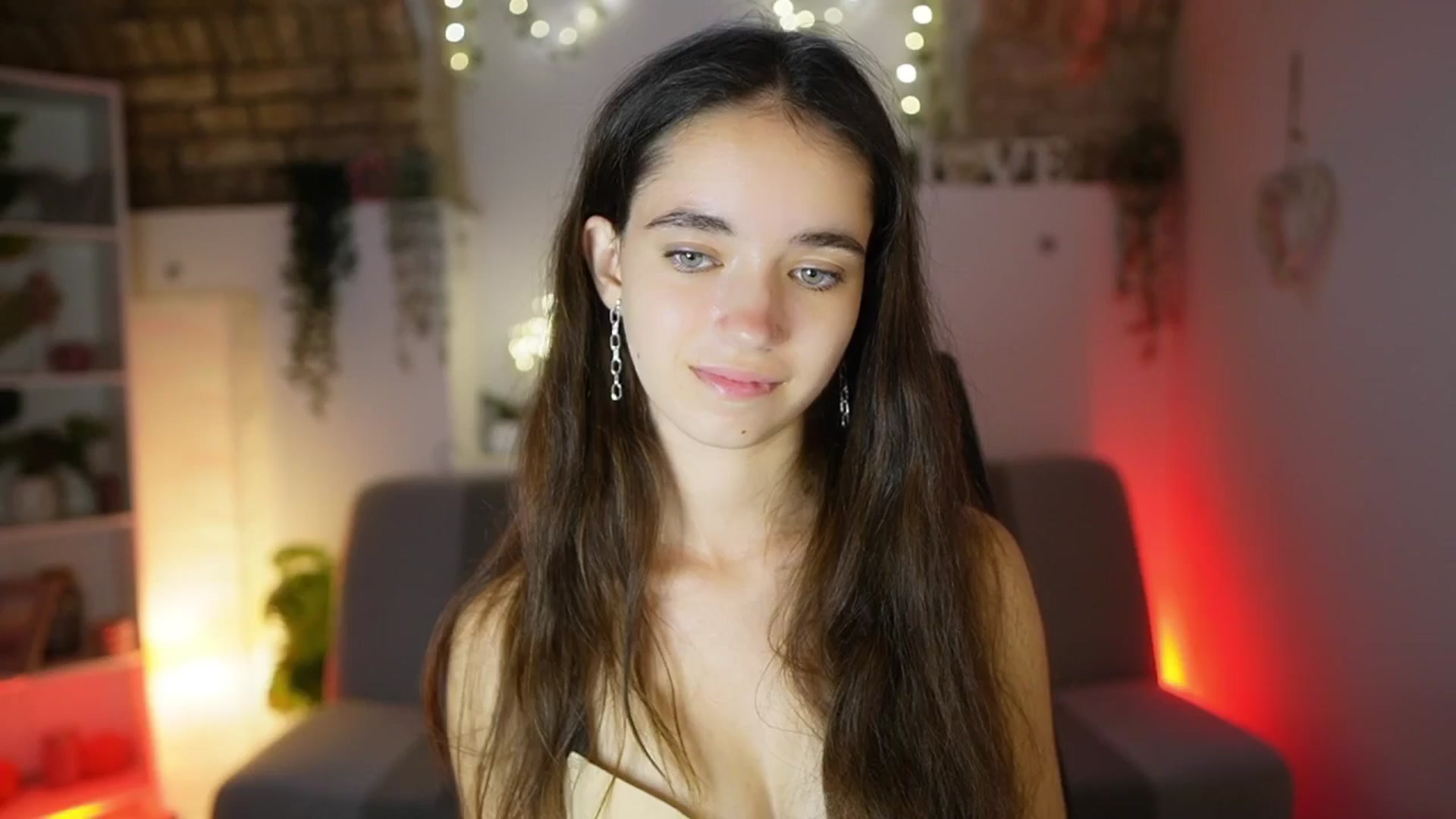 Gallery image thumbnail from Gia_Paige18's myfreecams stream on, 08/30/2025, 14:11 image 15 of 20