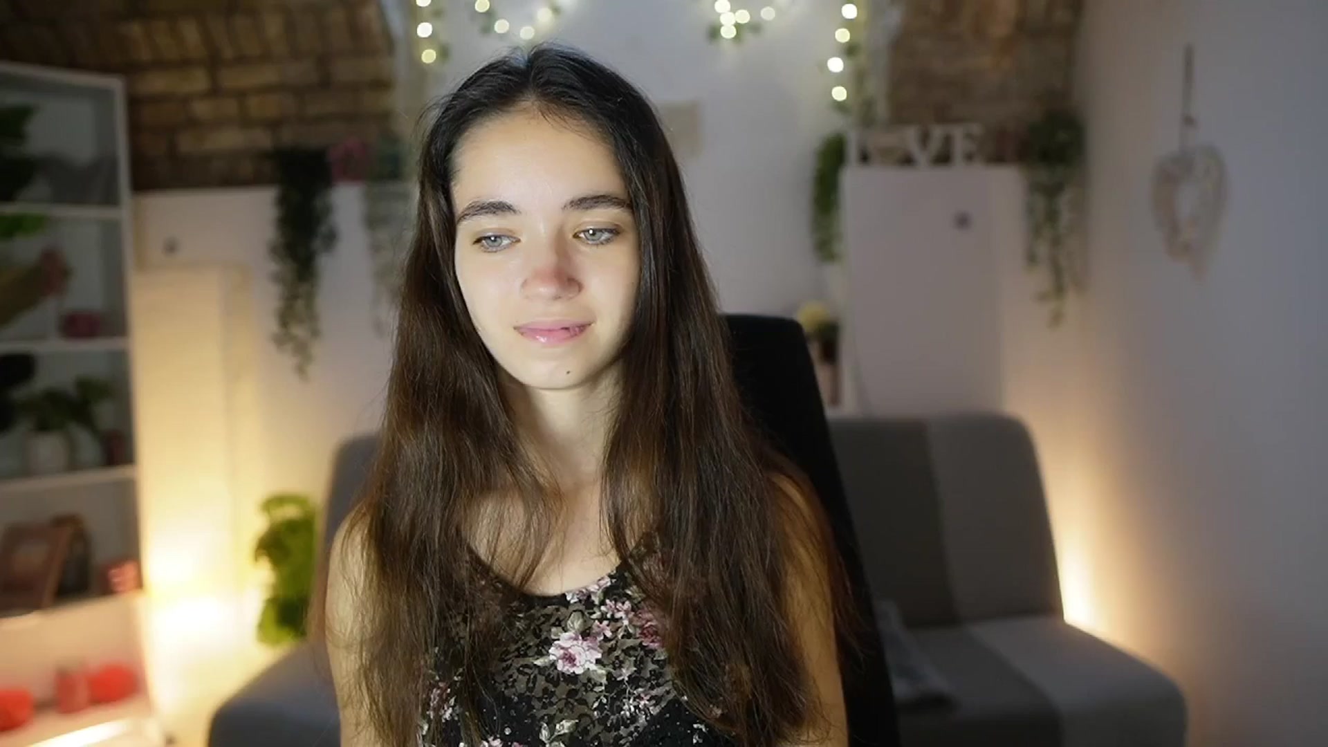 Gallery image thumbnail from Gia_Paige18's myfreecams stream on, 08/31/2025, 11:36 image 4 of 20