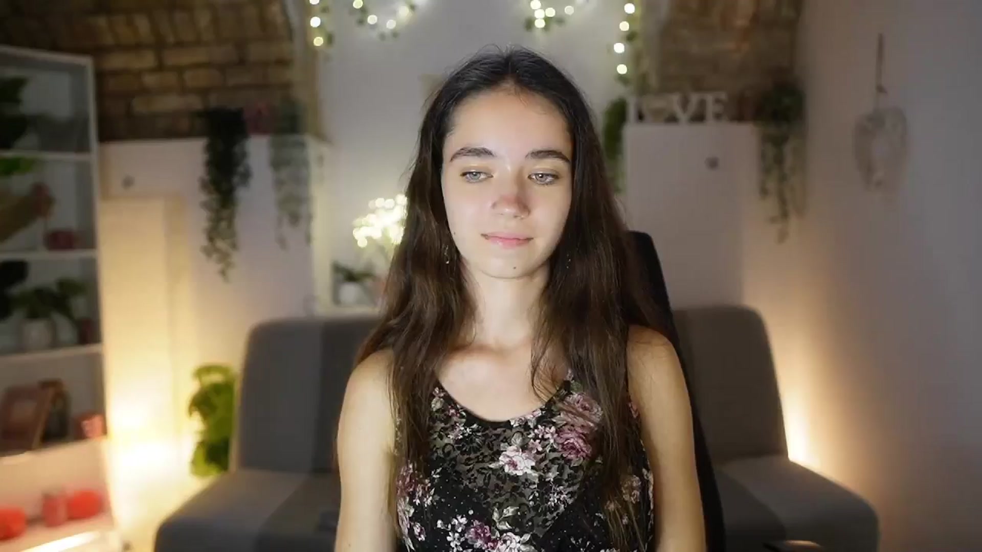 Gallery image thumbnail from Gia_Paige18's myfreecams stream on, 08/31/2025, 17:48 image 2 of 20