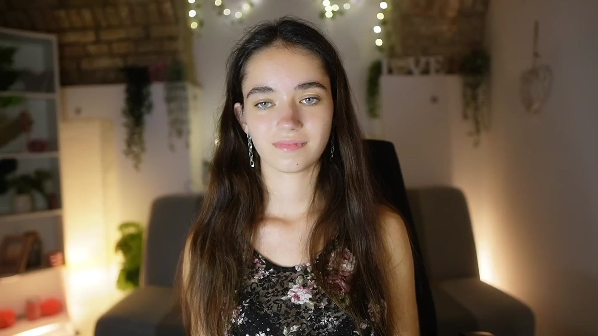Gallery image thumbnail from Gia_Paige18's myfreecams stream on, 08/31/2025, 17:48 image 19 of 20