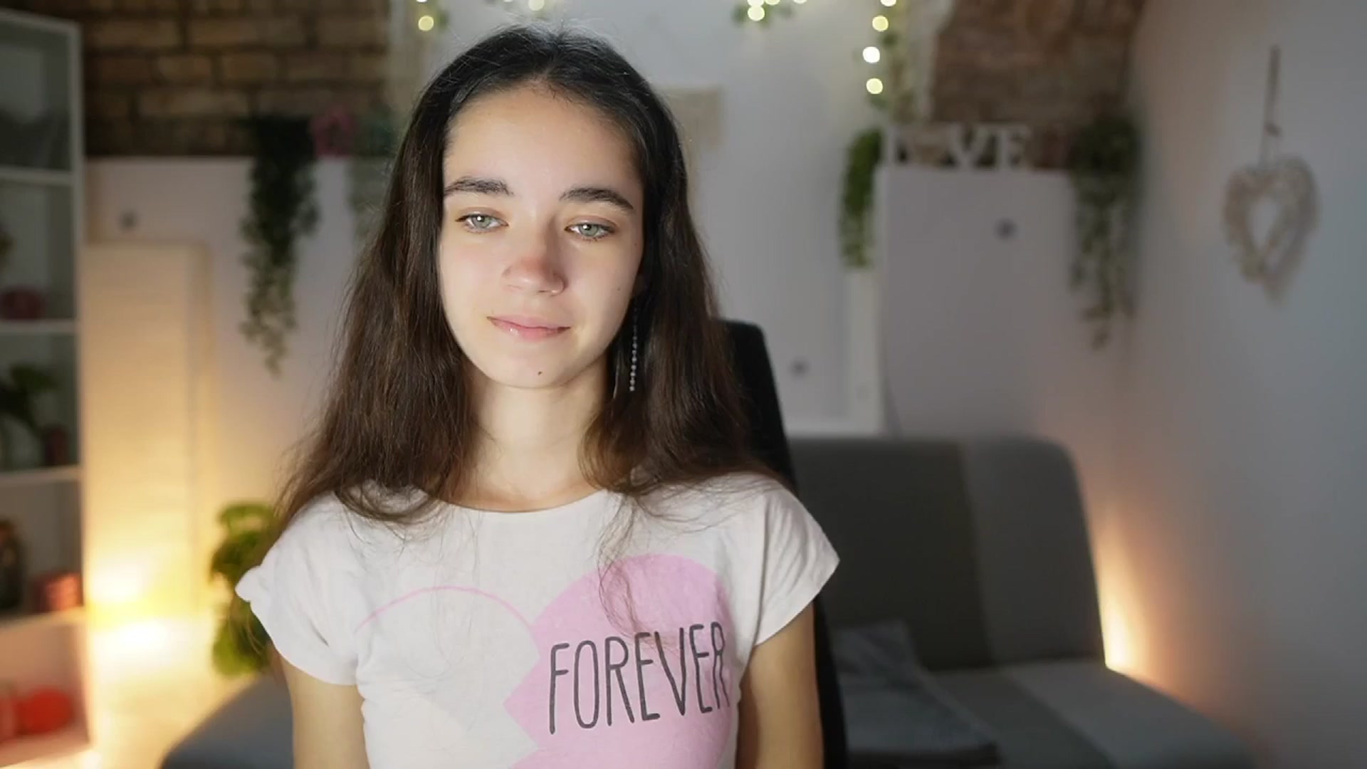 Gallery image thumbnail from Gia_Paige18's myfreecams stream on, 09/02/2025, 09:12 image 4 of 20