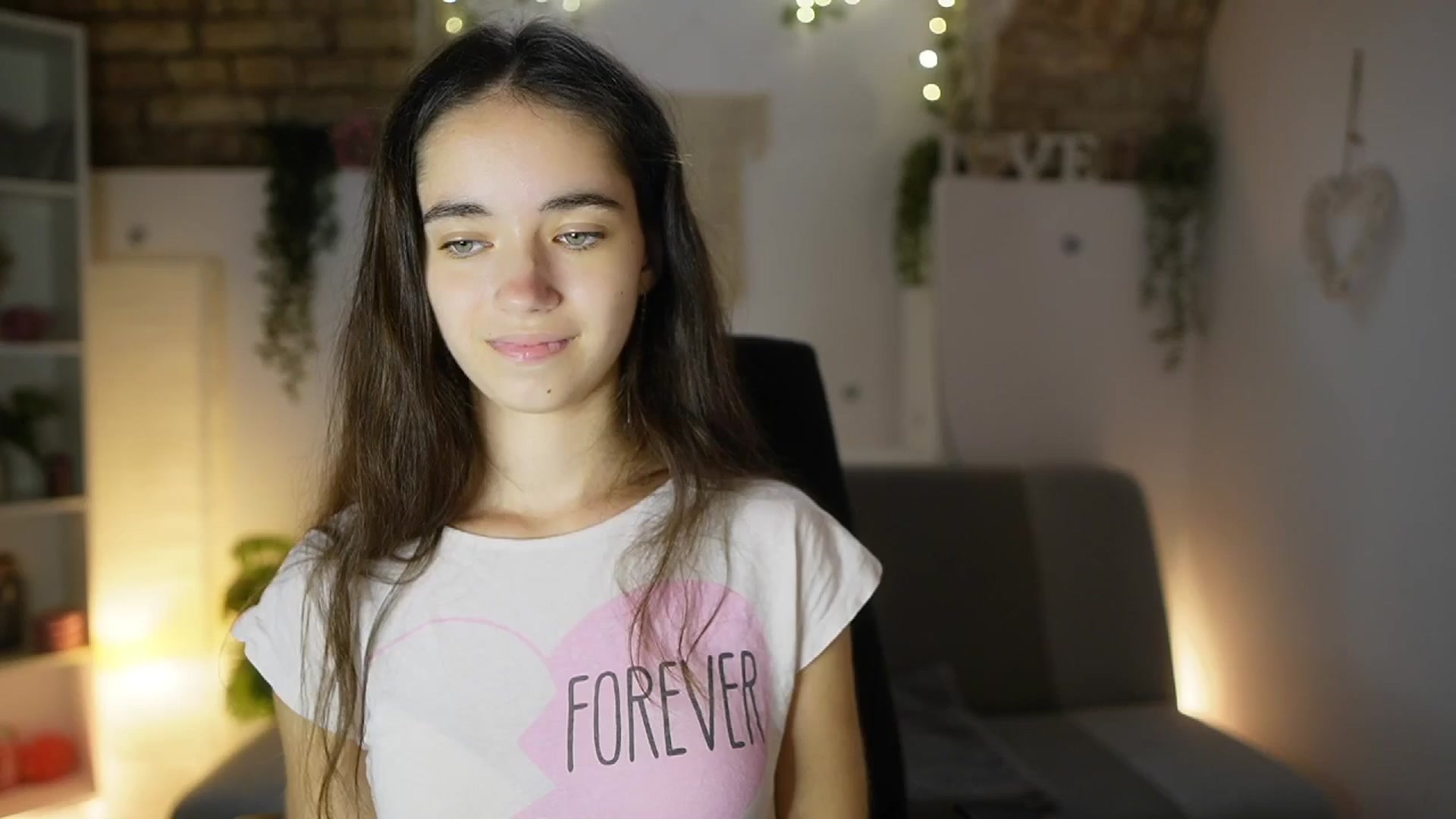 Gallery image thumbnail from Gia_Paige18's myfreecams stream on, 09/02/2025, 11:52 image 7 of 20