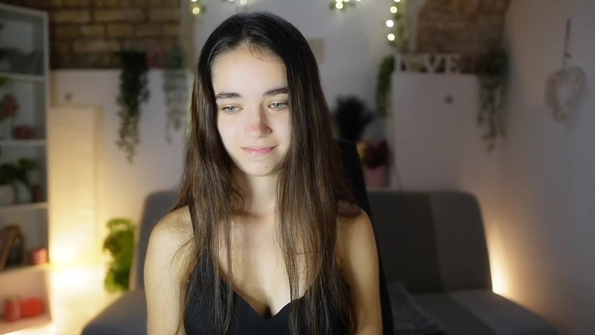 Gallery image thumbnail from Gia_Paige18's myfreecams stream on, 09/03/2025, 10:05 image 13 of 20