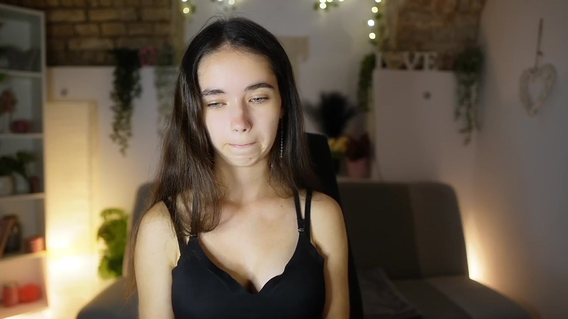 Gallery image thumbnail from Gia_Paige18's myfreecams stream on, 09/03/2025, 16:55 image 16 of 20
