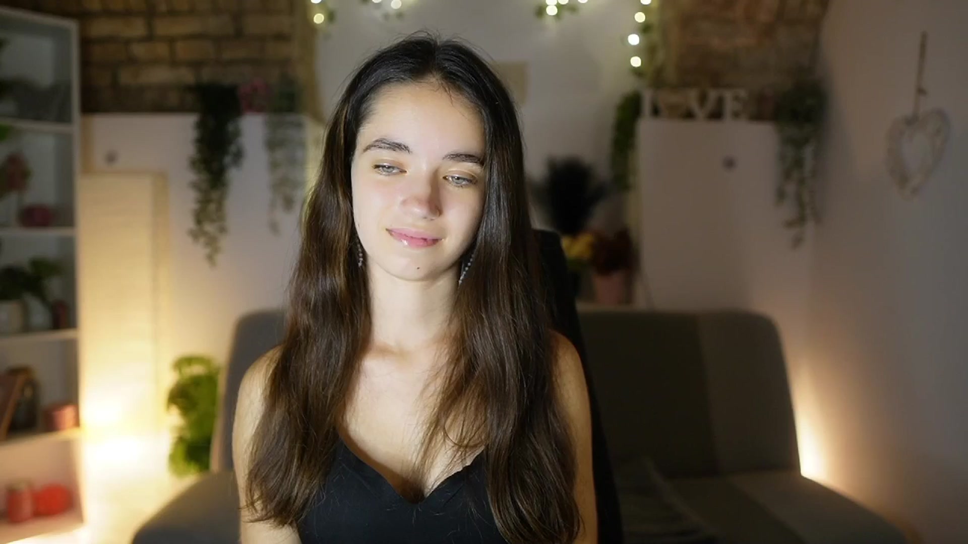 Gallery image thumbnail from Gia_Paige18's myfreecams stream on, 09/03/2025, 17:57 image 14 of 20