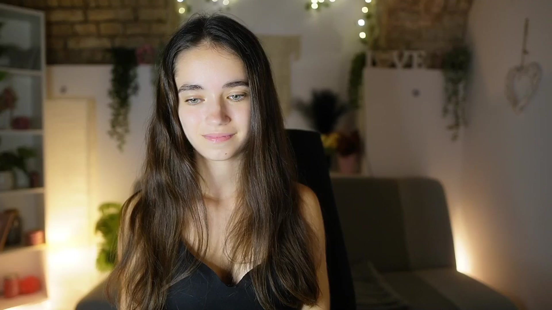 Gallery image thumbnail from Gia_Paige18's myfreecams stream on, 09/03/2025, 17:57 image 19 of 20