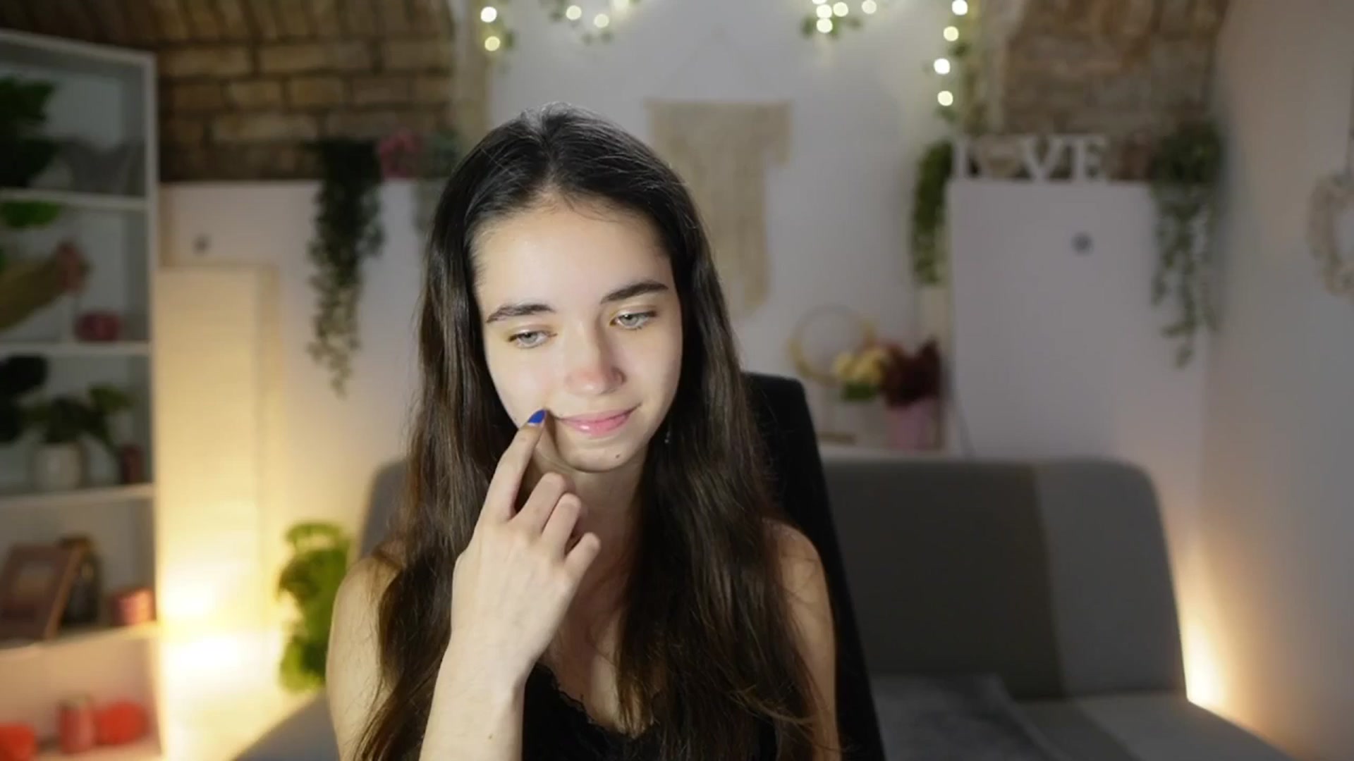 Gallery image thumbnail from Gia_Paige18's myfreecams stream on, 09/04/2025, 12:03 image 20 of 20