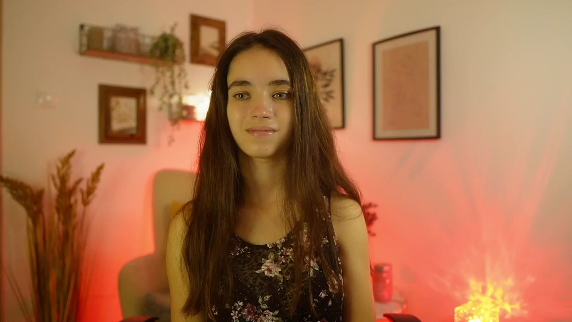 Gallery image thumbnail from Gia_Paige18's myfreecams stream on, 09/10/2025, 12:48 image 5 of 20