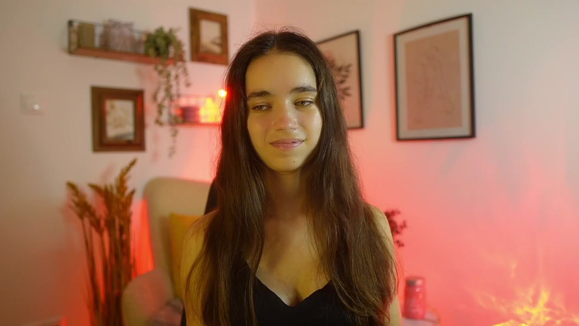Gallery image thumbnail from Gia_Paige18's myfreecams stream on, 09/11/2025, 17:55 image 9 of 20