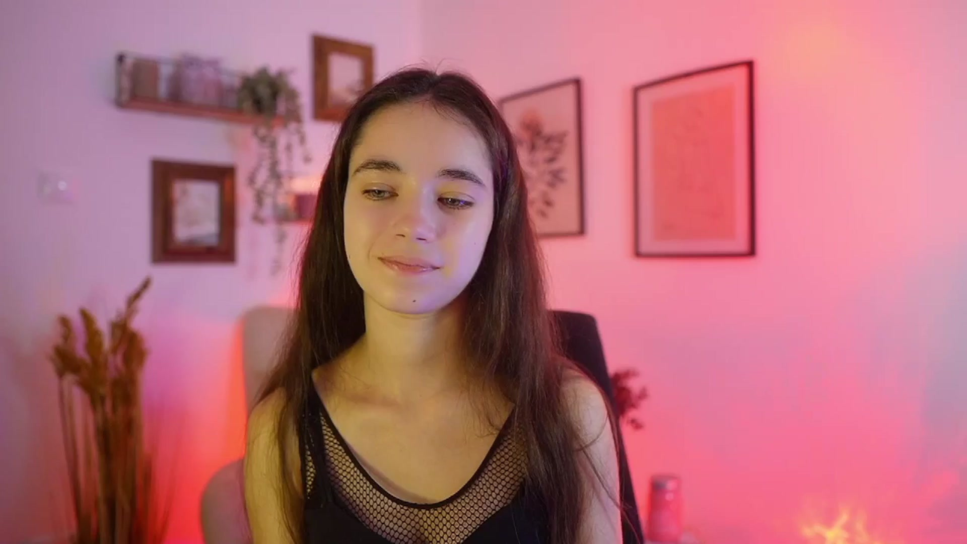Gallery image thumbnail from Gia_Paige18's myfreecams stream on, 09/14/2025, 11:35 image 7 of 20