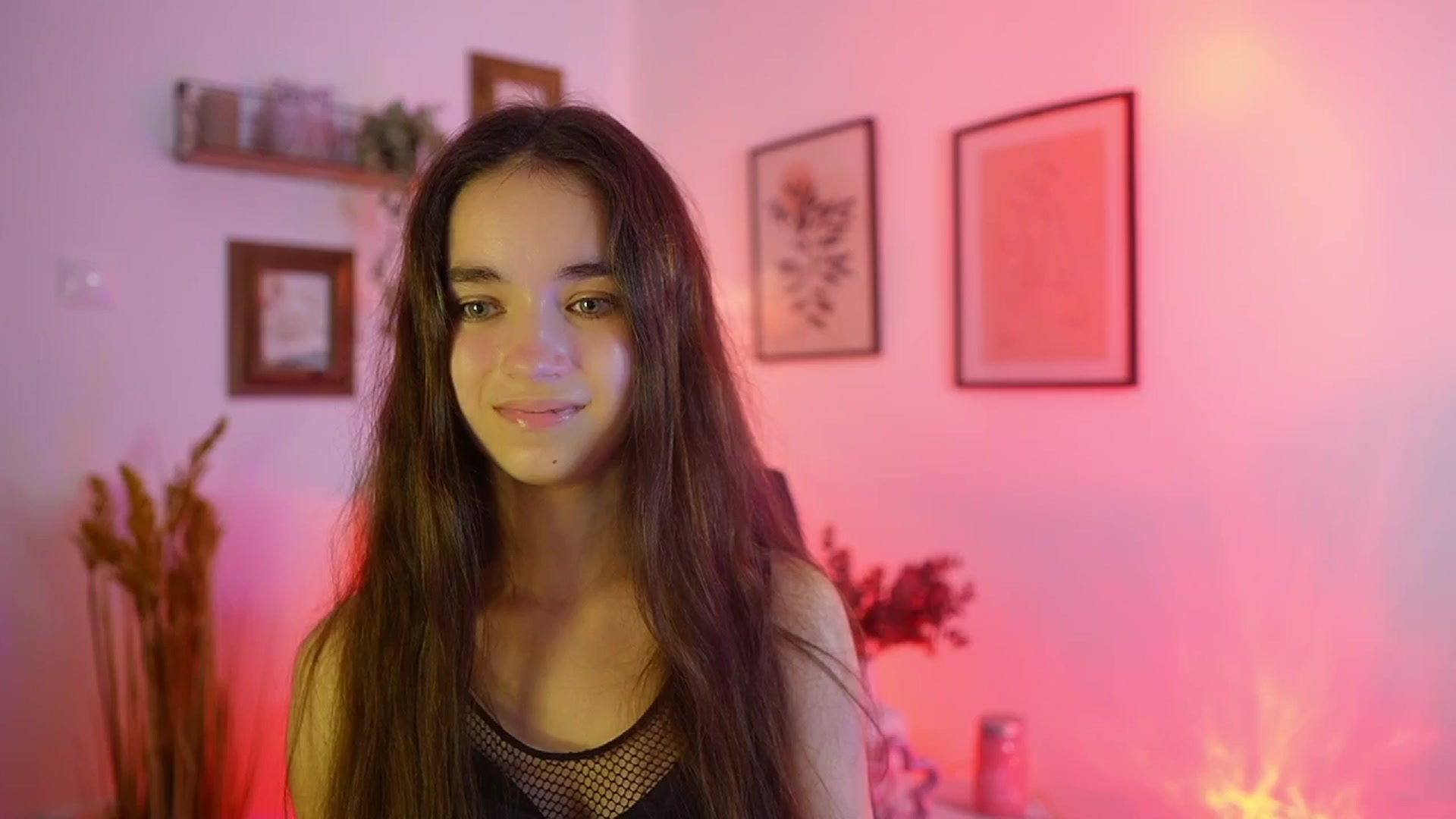 Gallery image thumbnail from Gia_Paige18's myfreecams stream on, 09/14/2025, 12:29 image 2 of 20