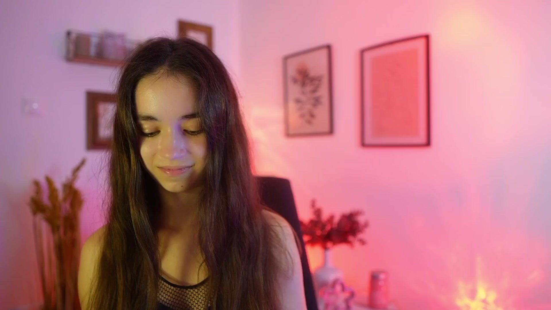 Gallery image thumbnail from Gia_Paige18's myfreecams stream on, 09/14/2025, 13:06 image 16 of 20