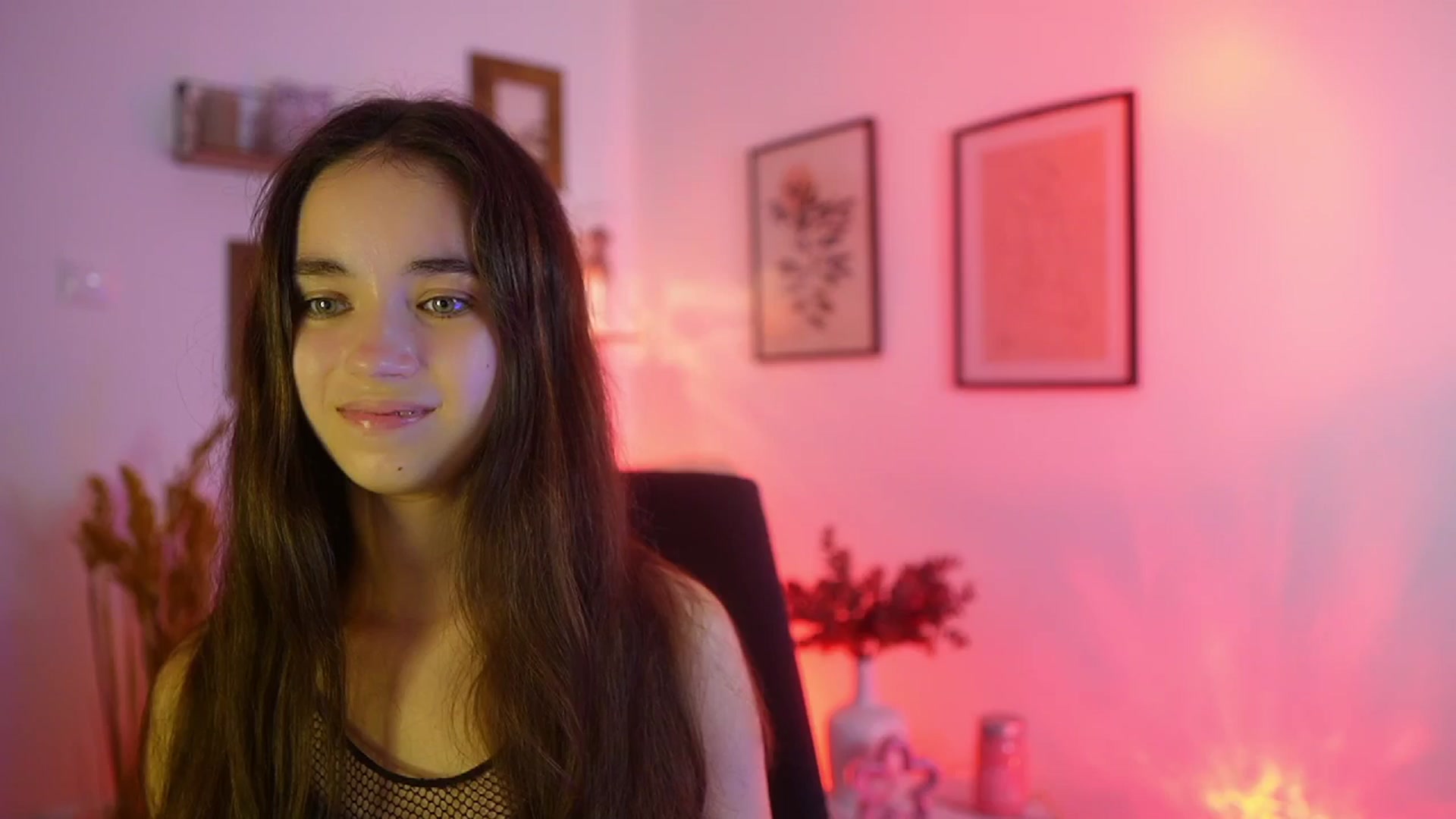 Gallery image thumbnail from Gia_Paige18's myfreecams stream on, 09/14/2025, 15:47 image 6 of 20