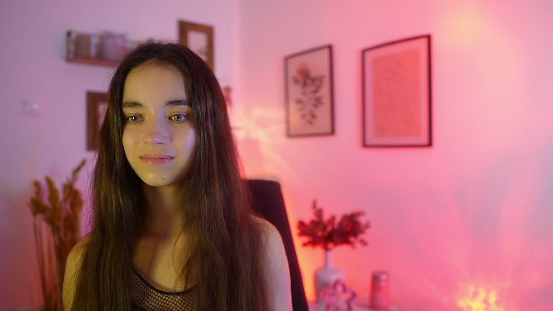 Gallery image thumbnail from Gia_Paige18's myfreecams stream on, 09/14/2025, 15:47 image 16 of 20