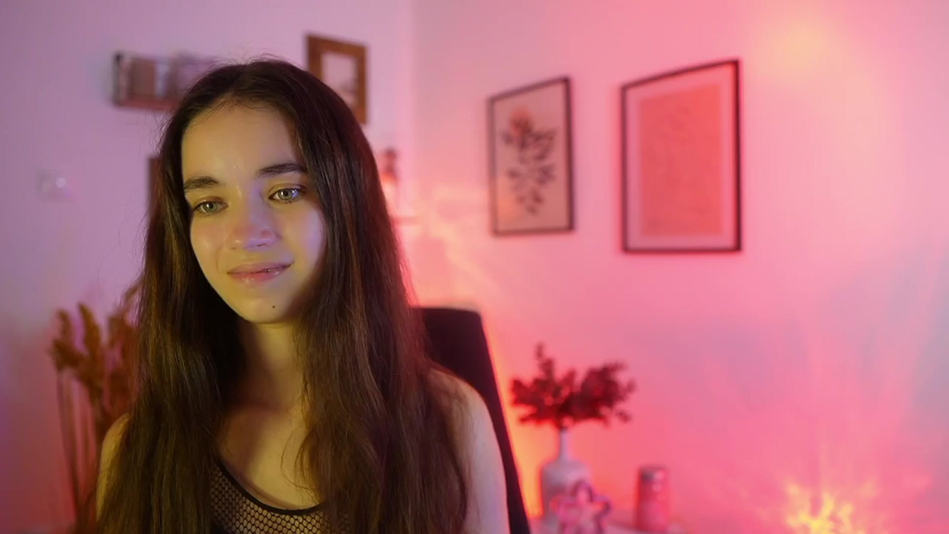 Gallery image thumbnail from Gia_Paige18's myfreecams stream on, 09/14/2025, 15:47 image 8 of 20
