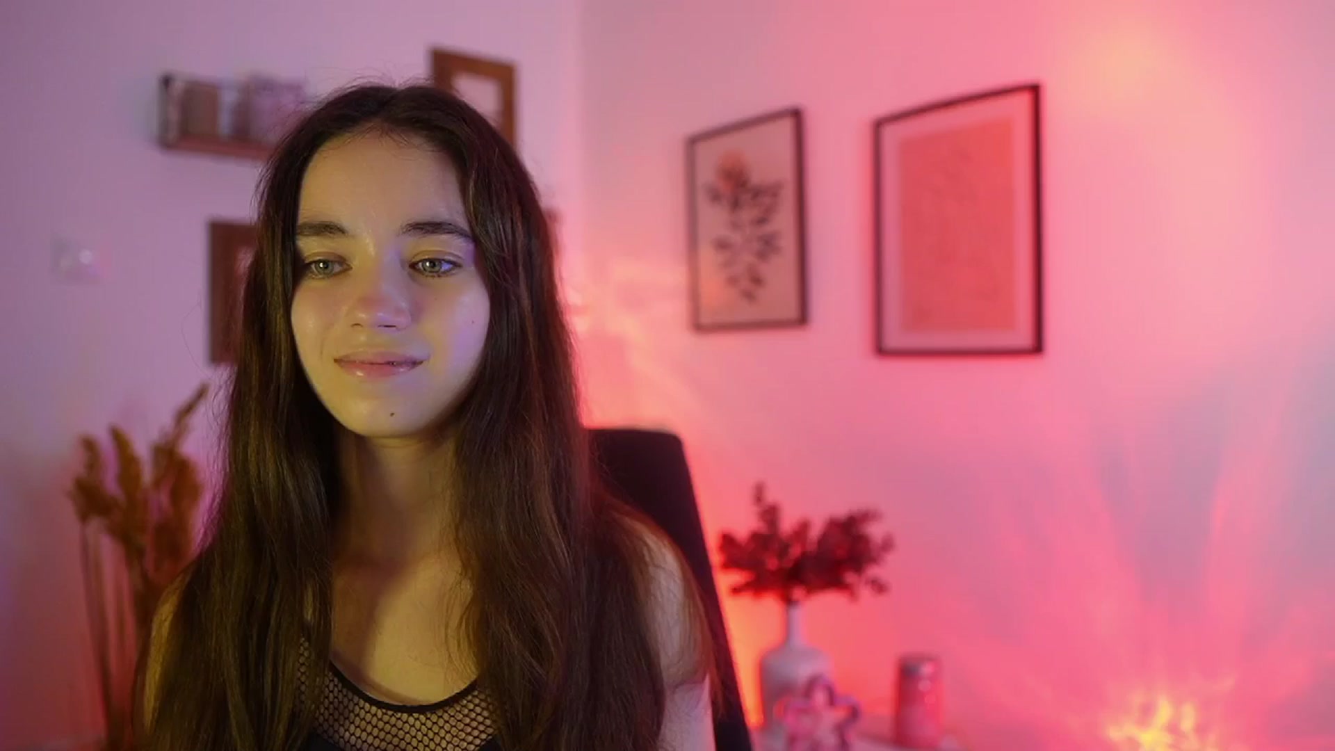 Gallery image thumbnail from Gia_Paige18's myfreecams stream on, 09/14/2025, 15:47 image 4 of 20